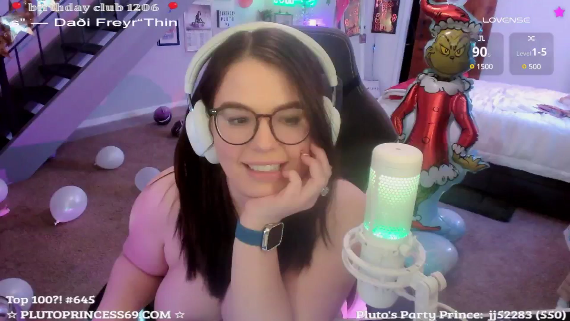 Gallery image thumbnail from PlutoPrincess's myfreecams stream on, 12/28/2024, 07:31 image 6 of 20