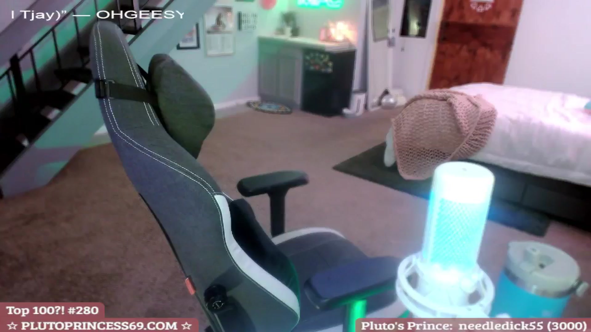 Gallery image thumbnail from PlutoPrincess's myfreecams stream on, 02/06/2025, 06:58 image 15 of 20