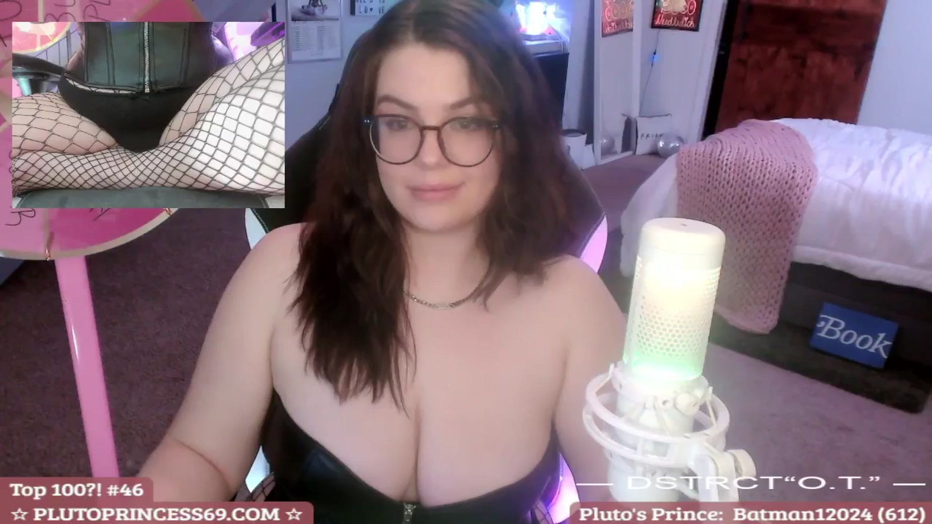 Gallery image thumbnail from PlutoPrincess's myfreecams stream on, 03/01/2025, 10:06 image 9 of 20