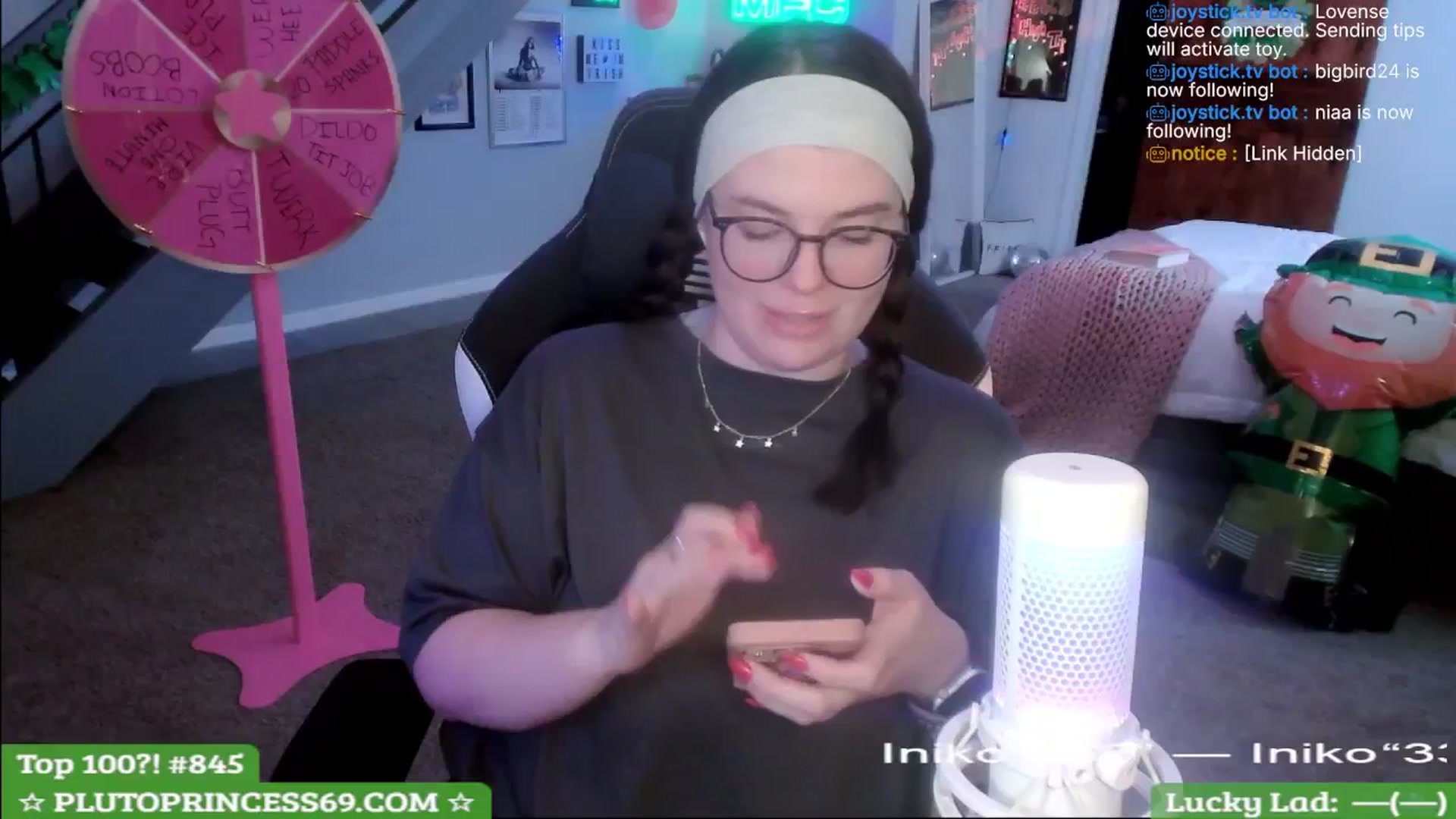 Gallery image thumbnail from PlutoPrincess's myfreecams stream on, 03/04/2025, 07:35 image 2 of 20