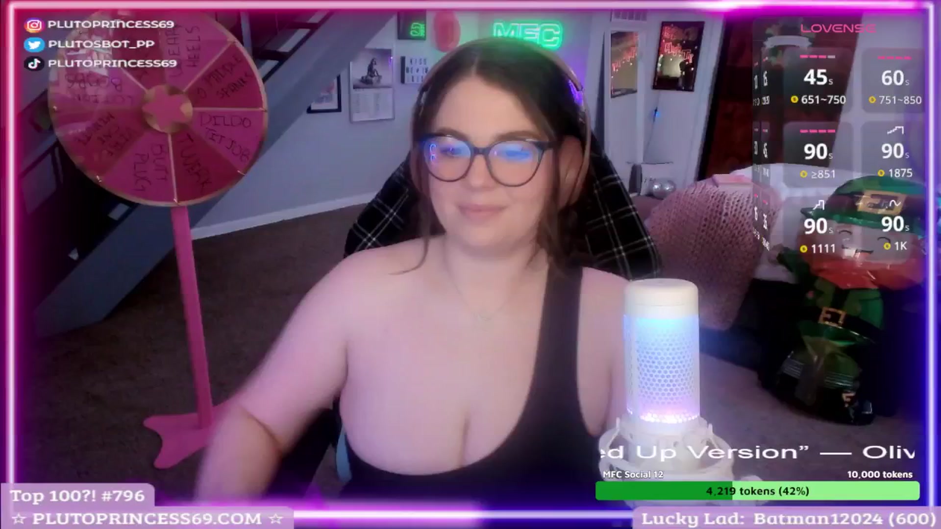 Gallery image thumbnail from PlutoPrincess's myfreecams stream on, 03/12/2025, 01:32 image 10 of 20