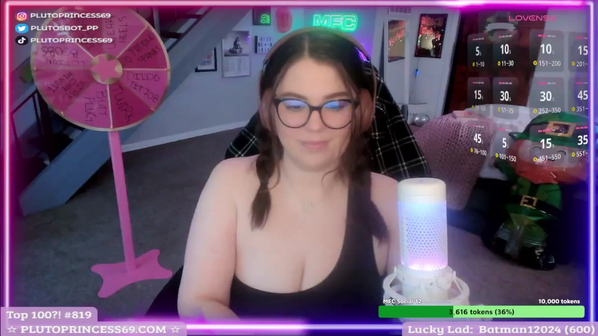 Gallery image thumbnail from PlutoPrincess's myfreecams stream on, 03/12/2025, 01:32 image 3 of 20