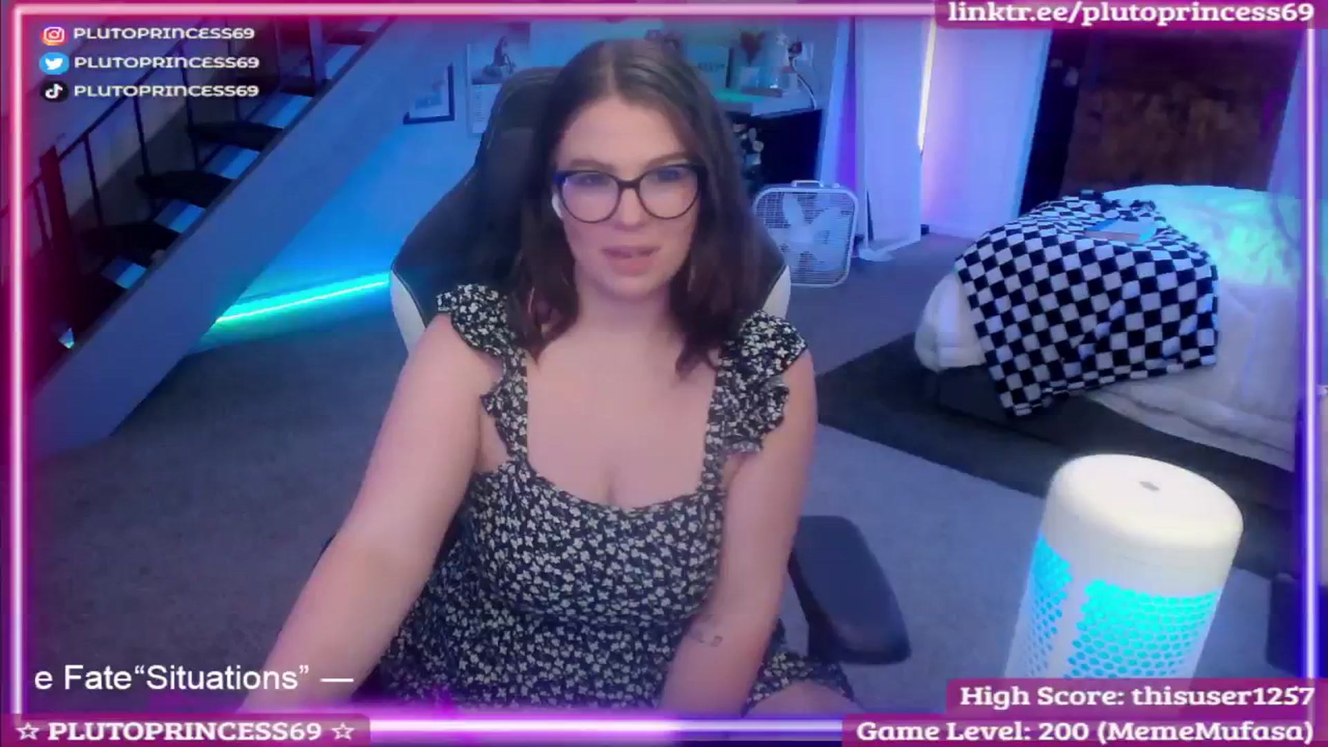 Gallery image thumbnail from PlutoPrincess's myfreecams stream on, 06/23/2025, 07:52 image 13 of 20