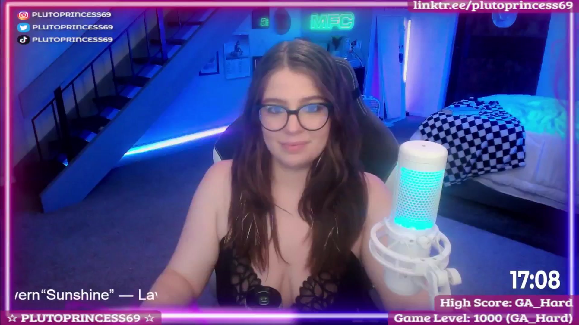 Gallery image thumbnail from PlutoPrincess's myfreecams stream on, 06/23/2025, 09:05 image 1 of 20