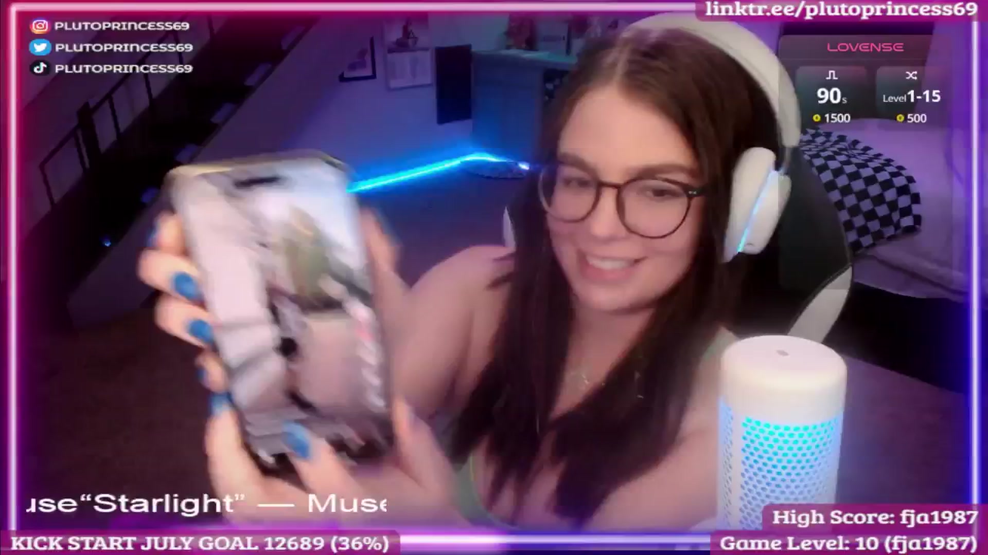 Gallery image thumbnail from PlutoPrincess's myfreecams stream on, 07/08/2025, 08:13 image 4 of 20