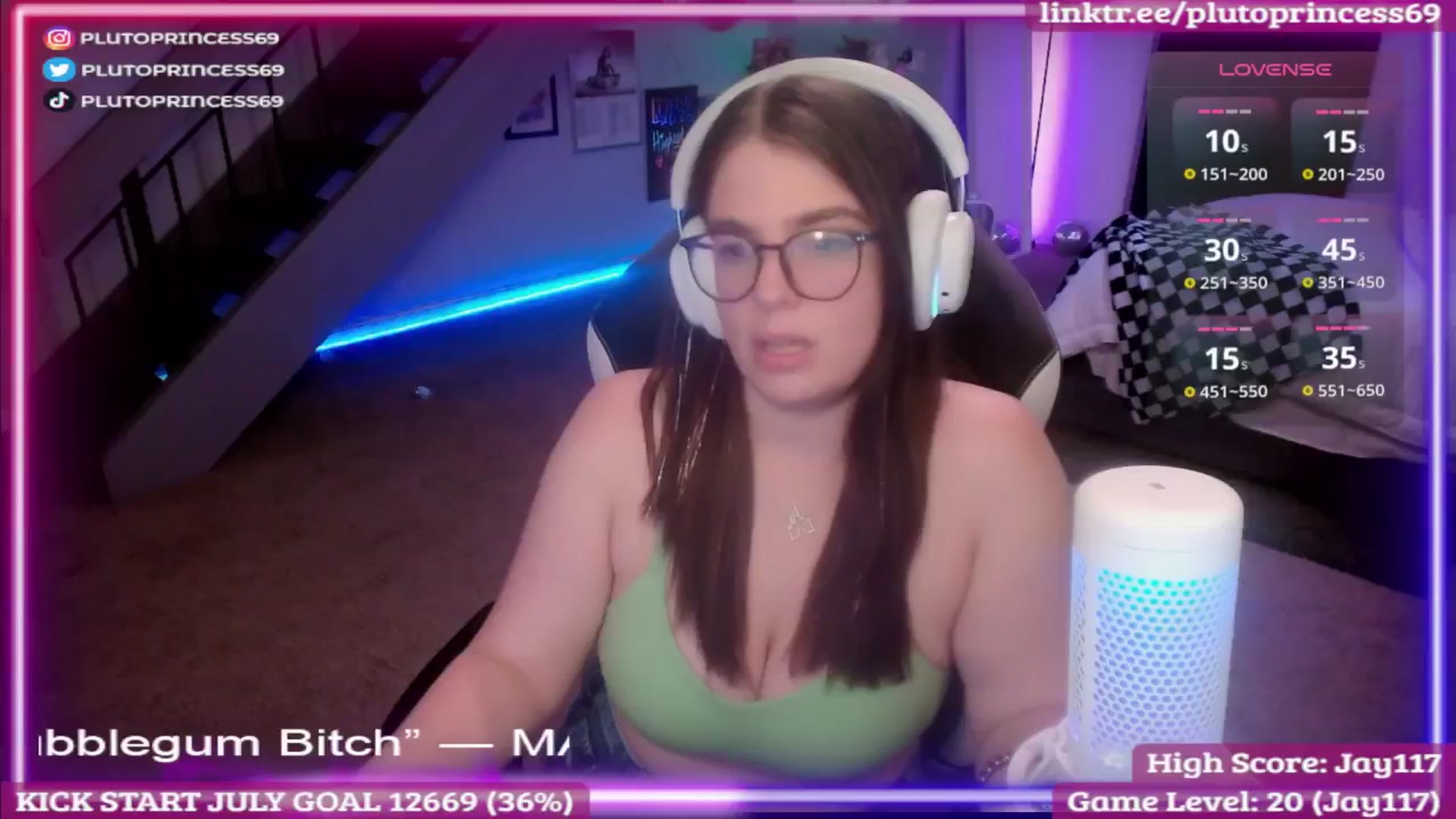 Gallery image thumbnail from PlutoPrincess's myfreecams stream on, 07/08/2025, 08:13 image 13 of 20