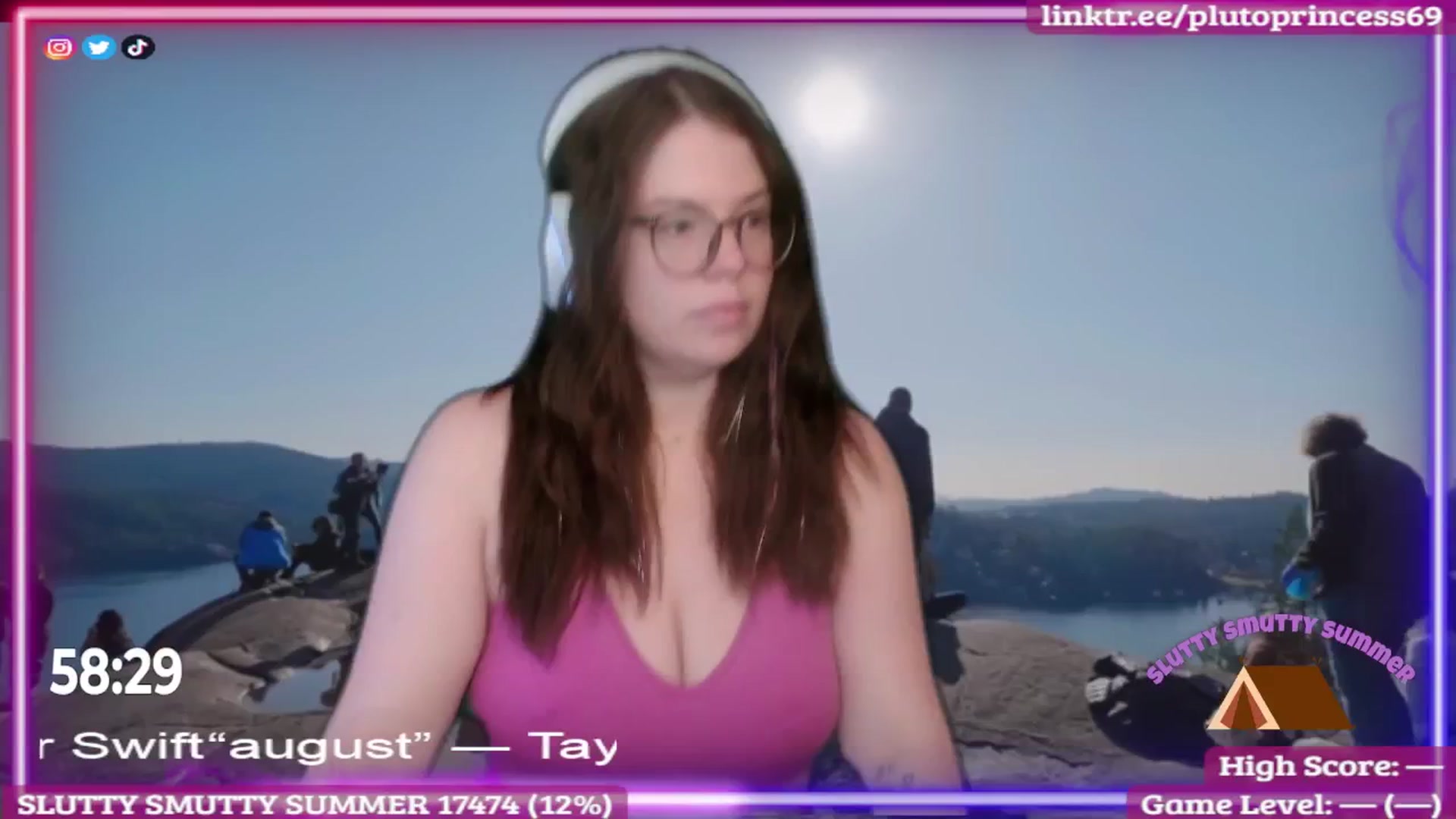 Gallery image thumbnail from PlutoPrincess's myfreecams stream on, 07/10/2025, 20:00 image 13 of 20