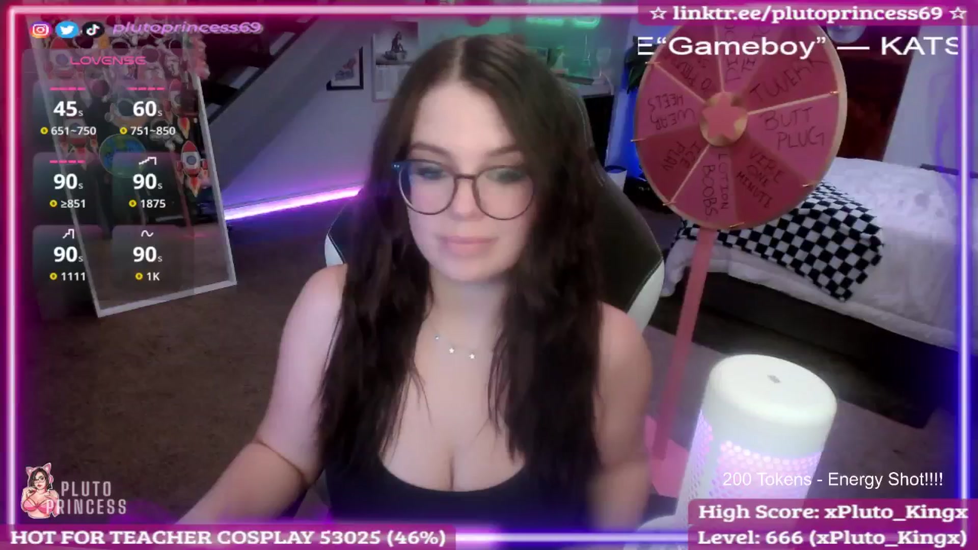 Gallery image thumbnail from PlutoPrincess's myfreecams stream on, 08/31/2025, 10:01 image 5 of 20