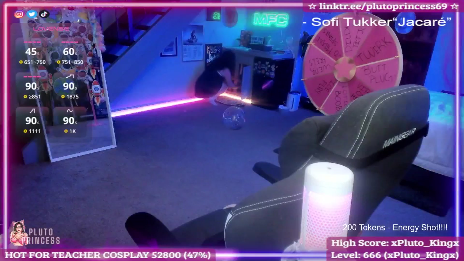 Gallery image thumbnail from PlutoPrincess's myfreecams stream on, 08/31/2025, 10:01 image 6 of 20