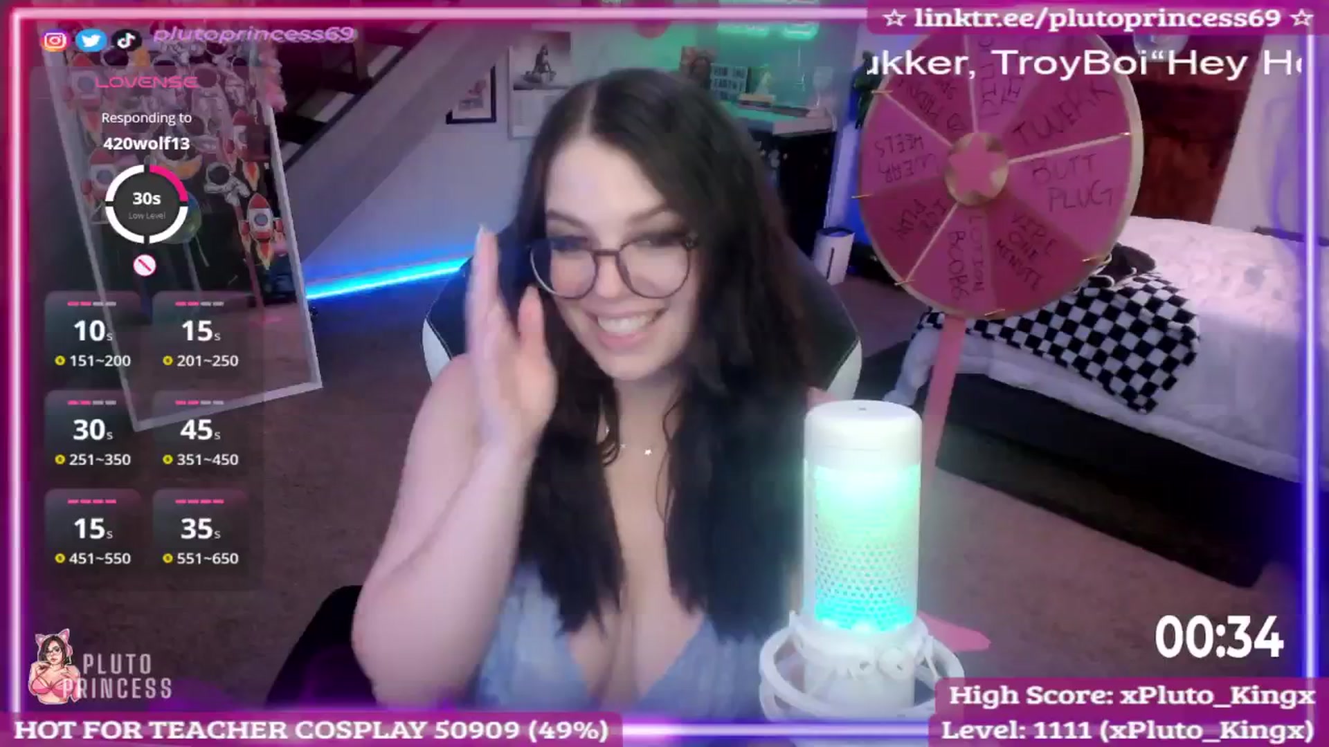 Gallery image thumbnail from PlutoPrincess's myfreecams stream on, 08/31/2025, 10:01 image 19 of 20