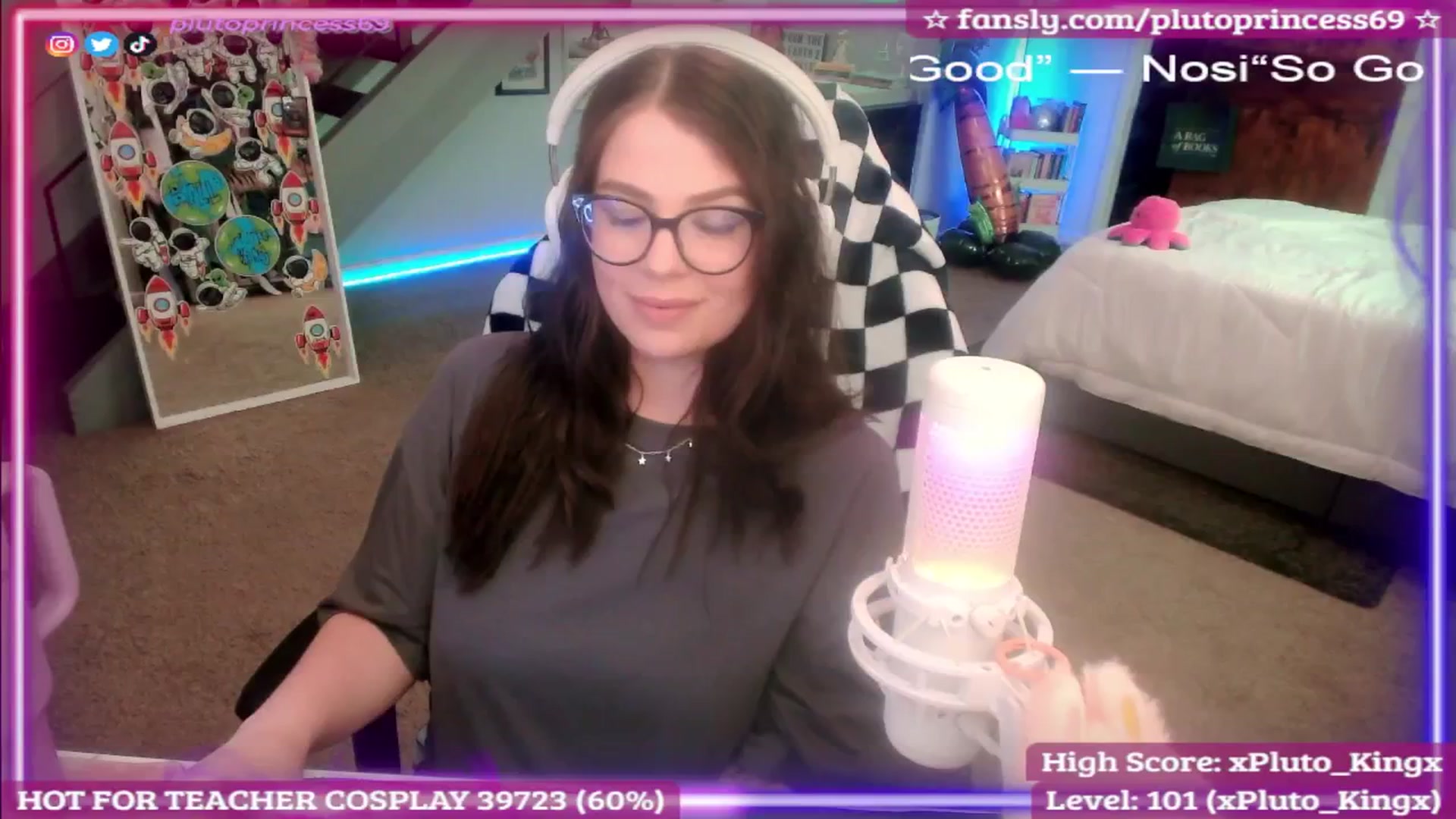 Gallery image thumbnail from PlutoPrincess's myfreecams stream on, 09/19/2025, 07:15 image 9 of 20