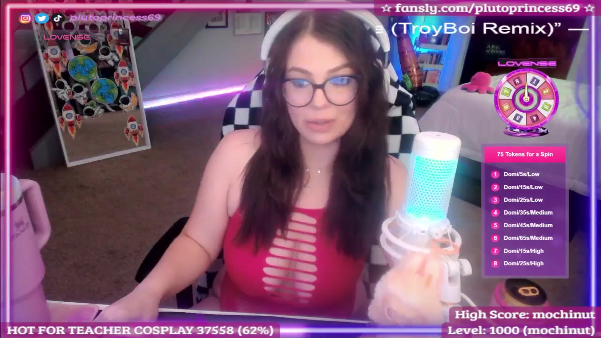 Gallery image thumbnail from PlutoPrincess's myfreecams stream on, 09/19/2025, 07:41 image 3 of 20