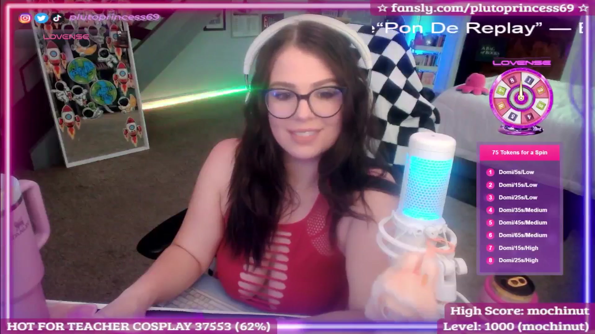Gallery image thumbnail from PlutoPrincess's myfreecams stream on, 09/19/2025, 07:41 image 7 of 20