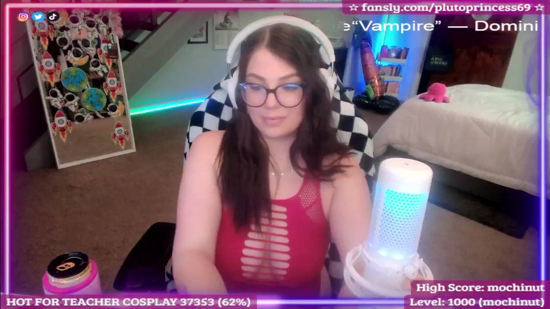 Gallery image thumbnail from PlutoPrincess's myfreecams stream on, 09/19/2025, 08:59 image 16 of 20