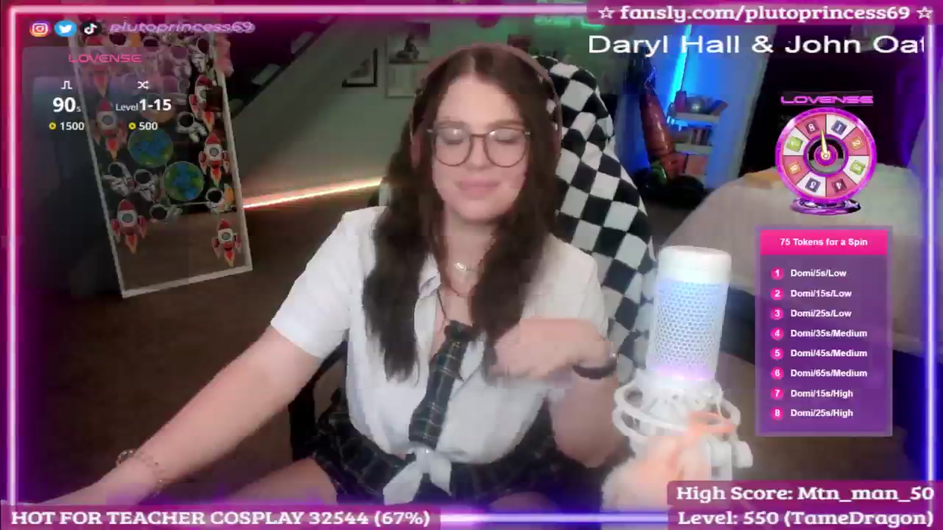 Gallery image thumbnail from PlutoPrincess's myfreecams stream on, 09/25/2025, 08:32 image 12 of 20