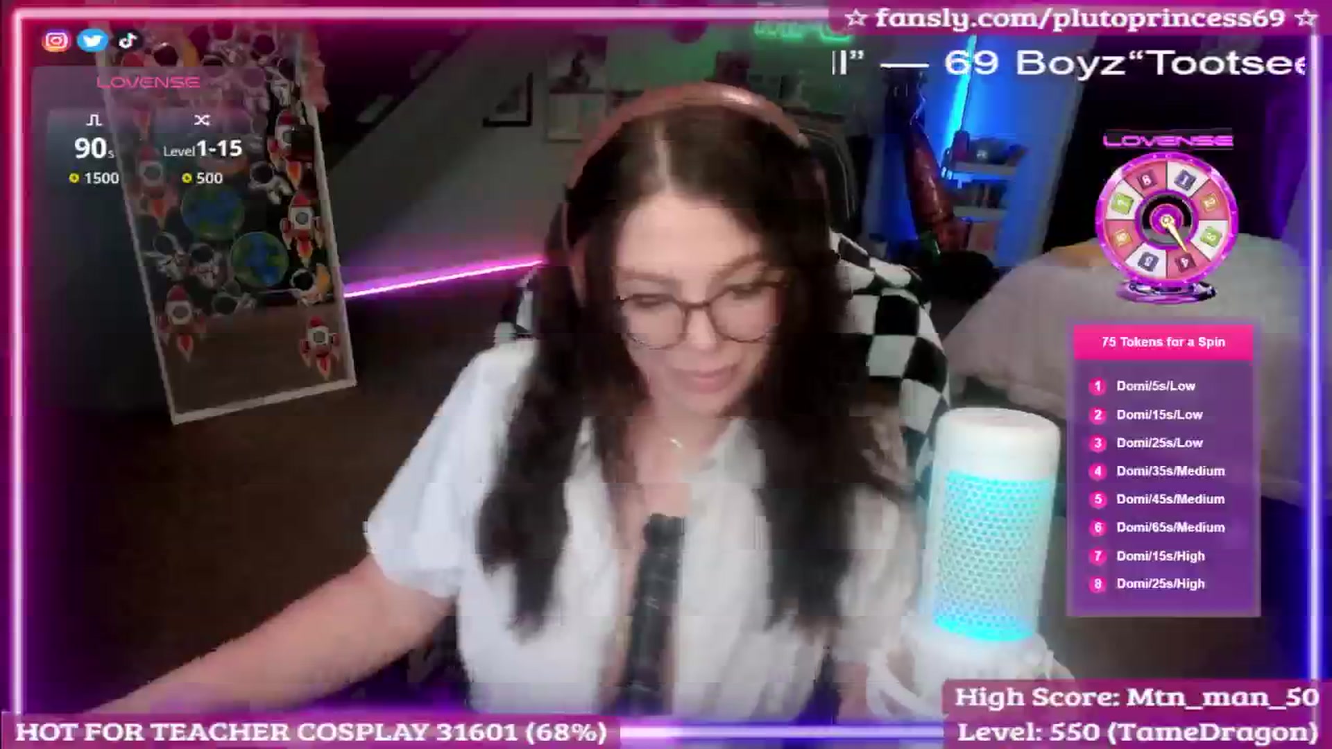 Gallery image thumbnail from PlutoPrincess's myfreecams stream on, 09/25/2025, 08:32 image 18 of 20