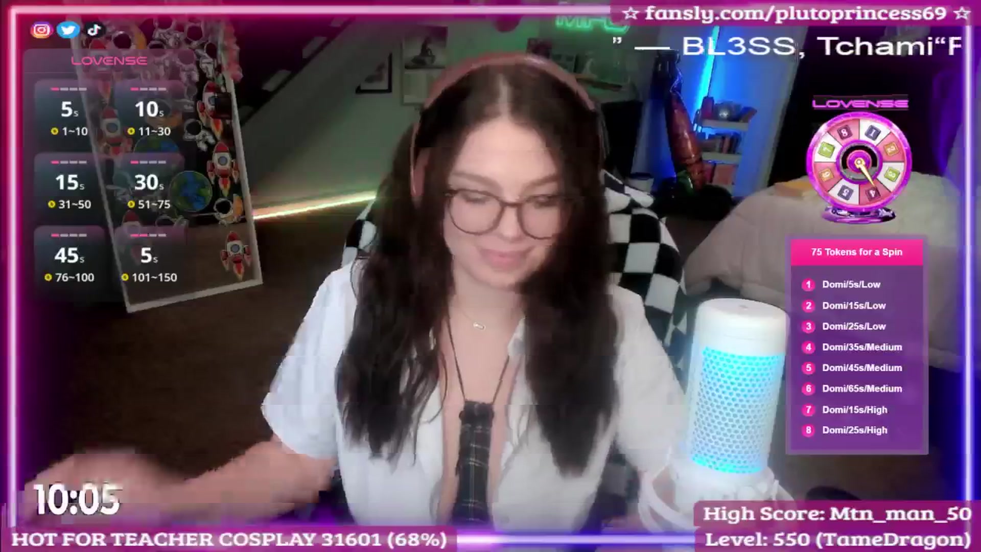 Gallery image thumbnail from PlutoPrincess's myfreecams stream on, 09/25/2025, 08:32 image 19 of 20