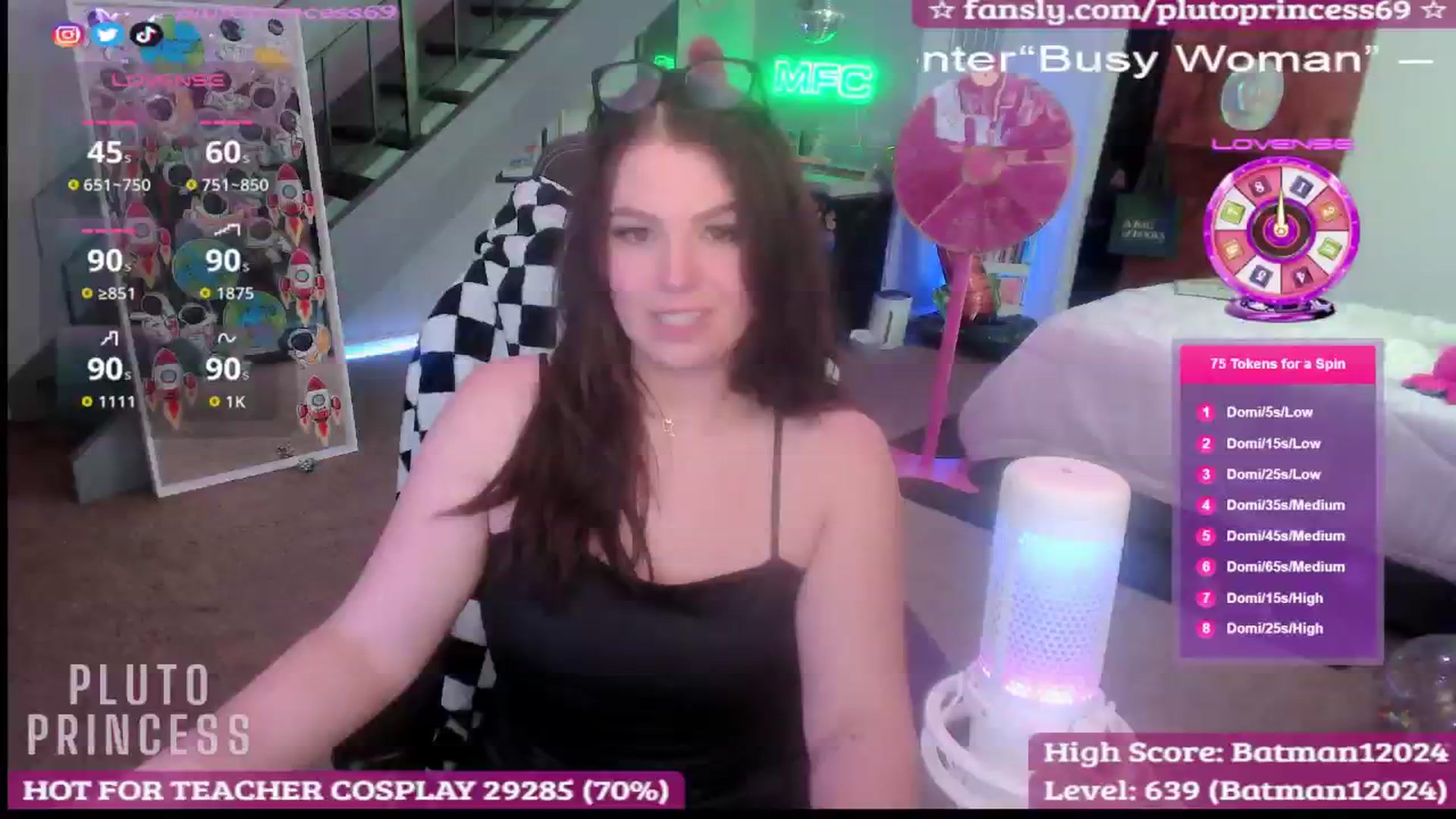 Gallery image thumbnail from PlutoPrincess's myfreecams stream on, 09/29/2025, 03:46 image 2 of 20