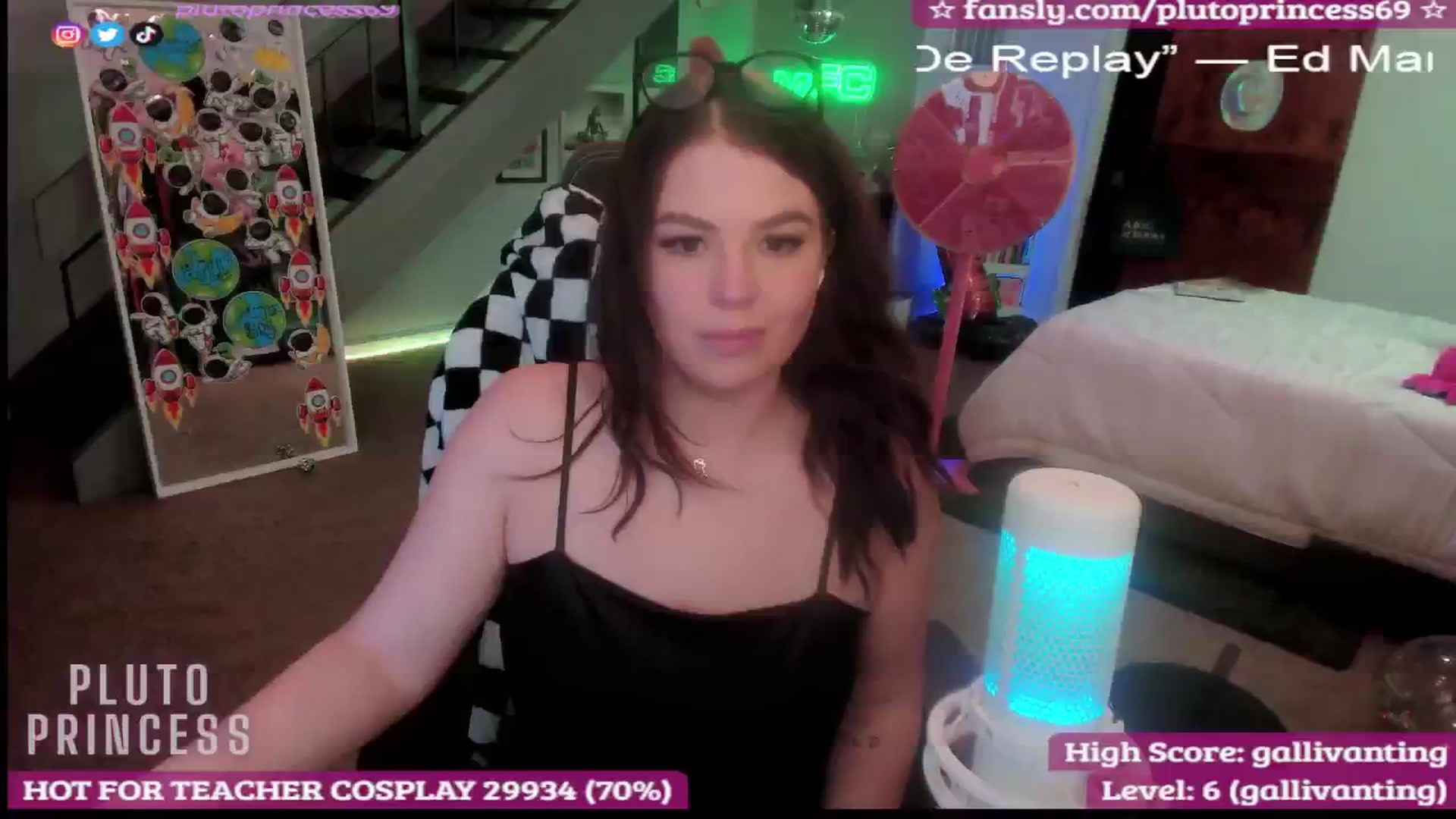 Gallery image thumbnail from PlutoPrincess's myfreecams stream on, 09/29/2025, 03:46 image 1 of 20