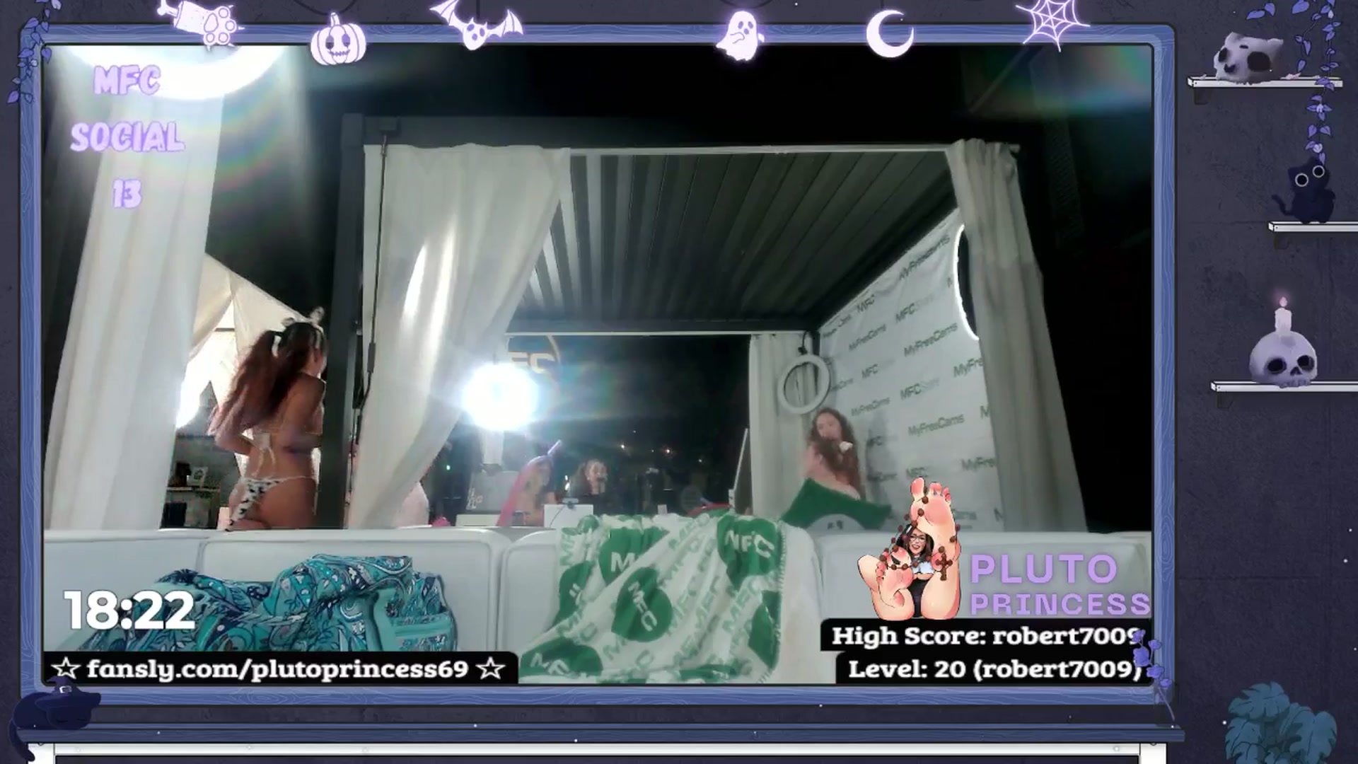 Gallery image thumbnail from PlutoPrincess's myfreecams stream on, 10/08/2025, 06:46 image 18 of 20