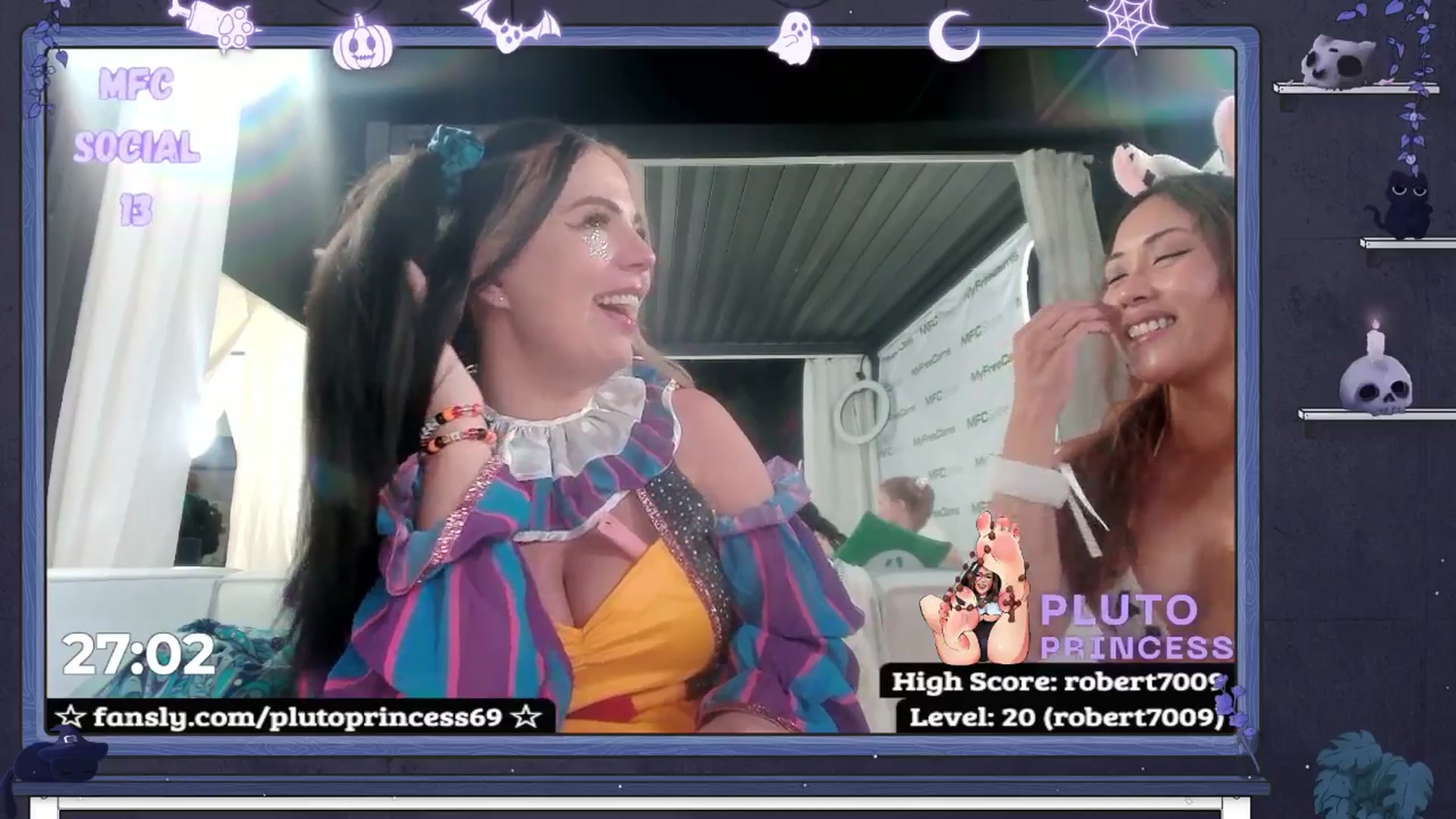 Gallery image thumbnail from PlutoPrincess's myfreecams stream on, 10/08/2025, 06:46 image 8 of 20