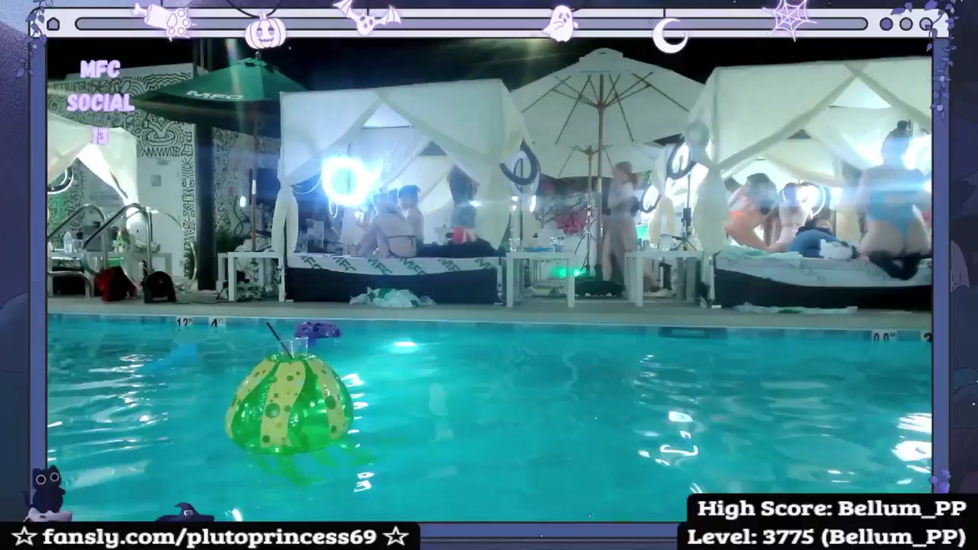 Gallery image thumbnail from PlutoPrincess's myfreecams stream on, 10/09/2025, 06:29 image 5 of 20