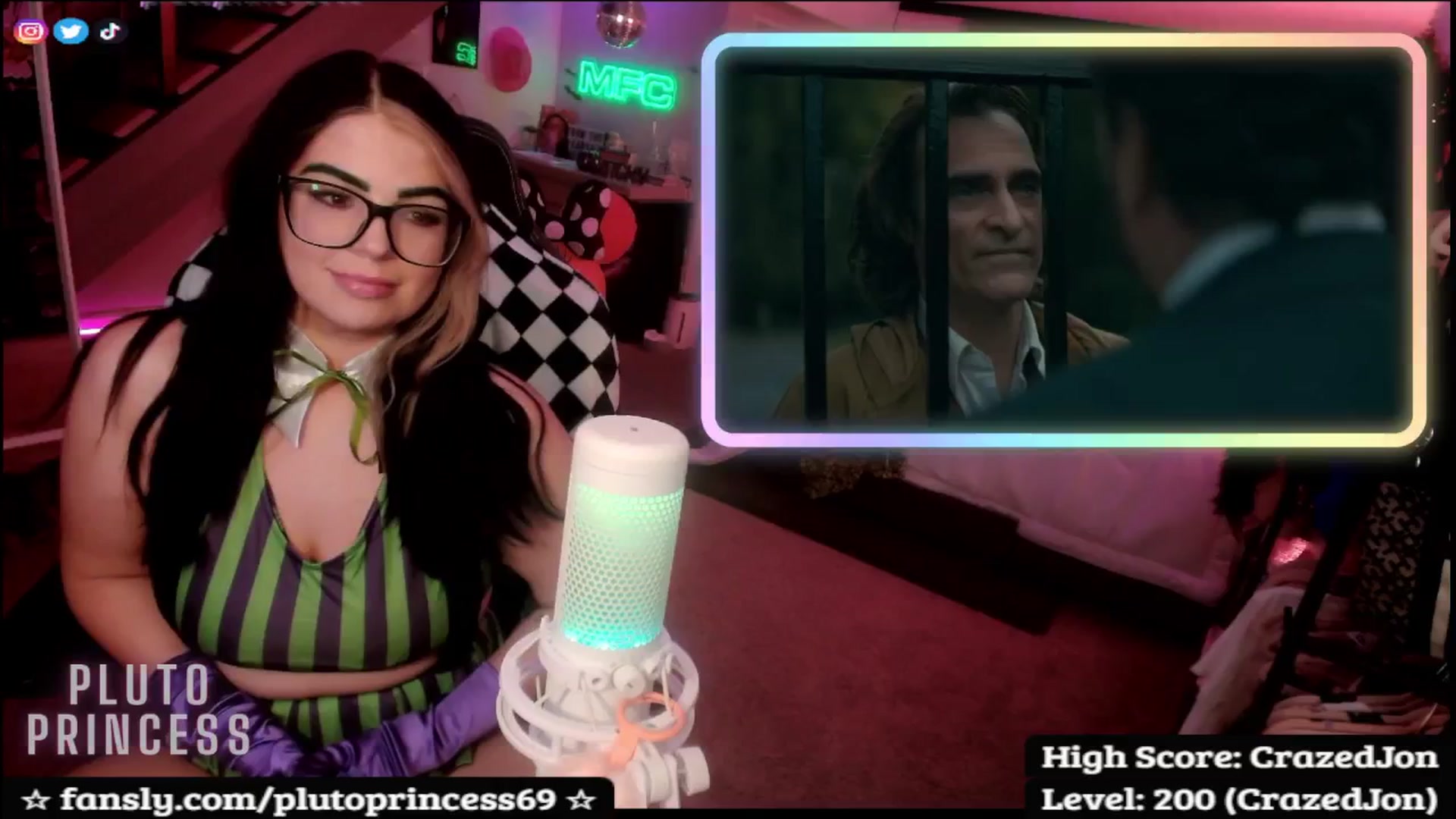 Gallery image thumbnail from PlutoPrincess's myfreecams stream on, 10/11/2025, 07:00 image 6 of 20