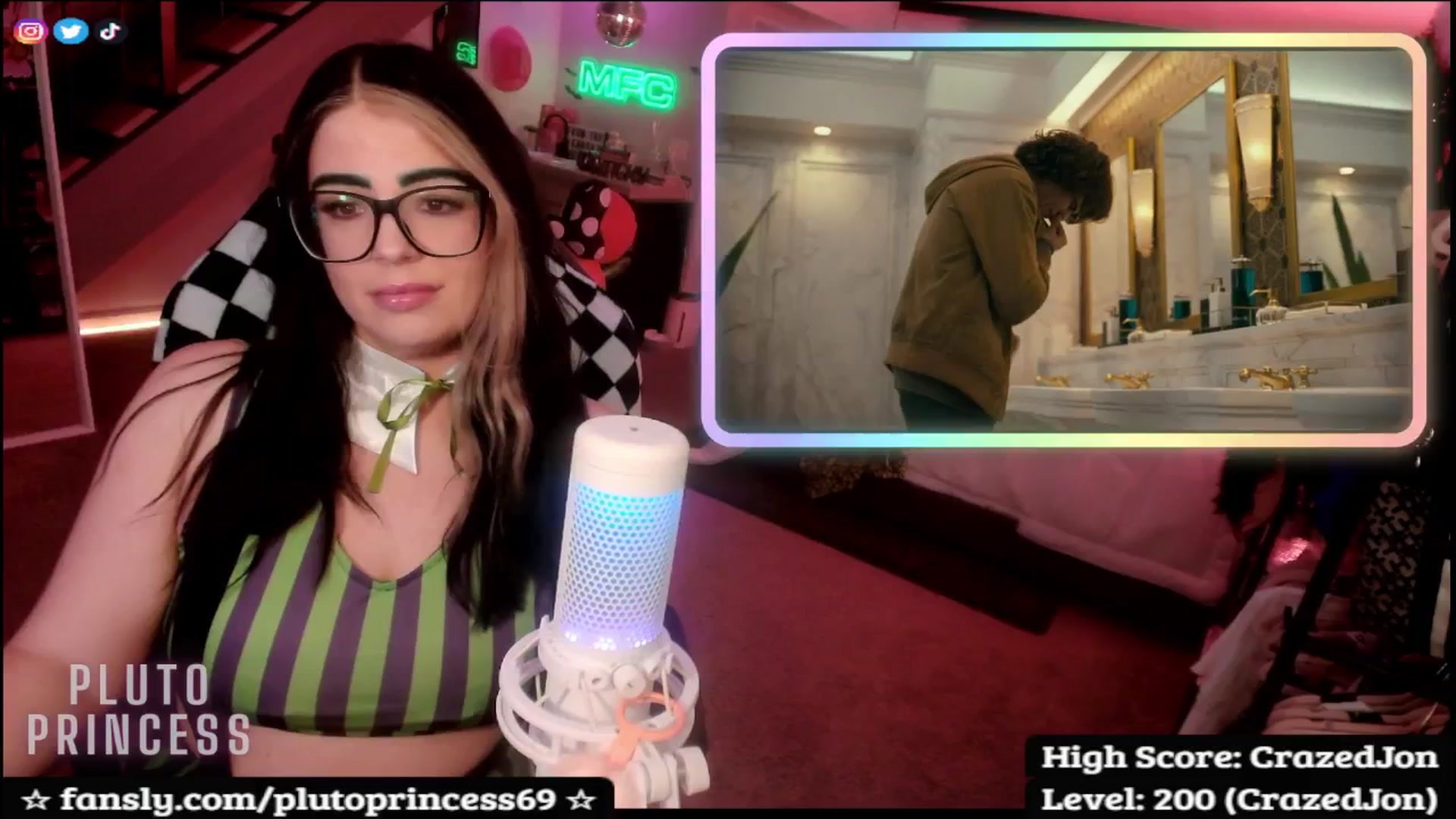 Gallery image thumbnail from PlutoPrincess's myfreecams stream on, 10/11/2025, 07:00 image 9 of 20