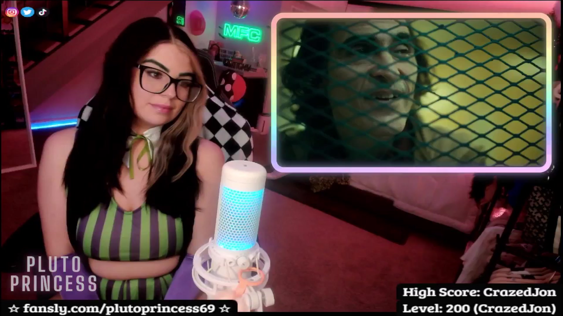 Gallery image thumbnail from PlutoPrincess's myfreecams stream on, 10/11/2025, 07:00 image 10 of 20