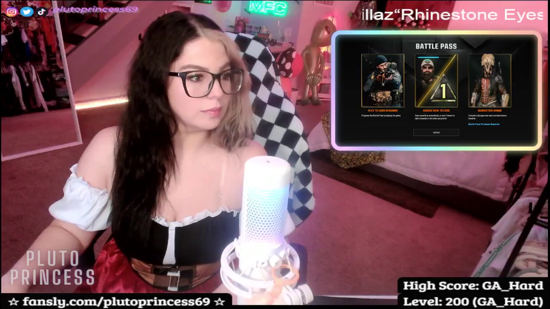 Gallery image thumbnail from PlutoPrincess's myfreecams stream on, 10/15/2025, 06:42 image 18 of 20