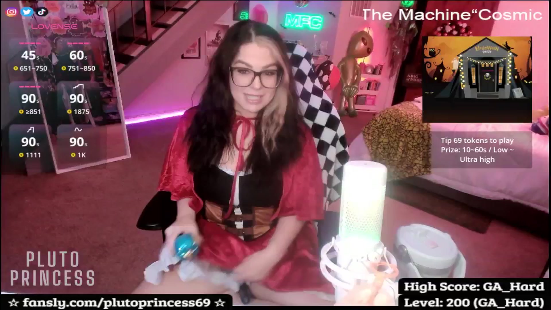 Gallery image thumbnail from PlutoPrincess's myfreecams stream on, 10/15/2025, 06:42 image 3 of 20