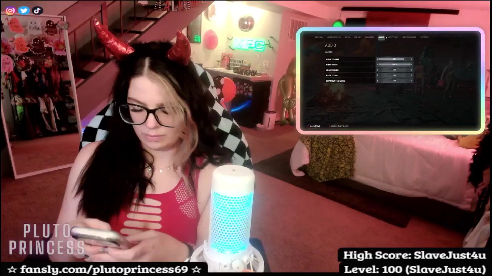 Gallery image thumbnail from PlutoPrincess's myfreecams stream on, 10/16/2025, 06:42 image 8 of 20