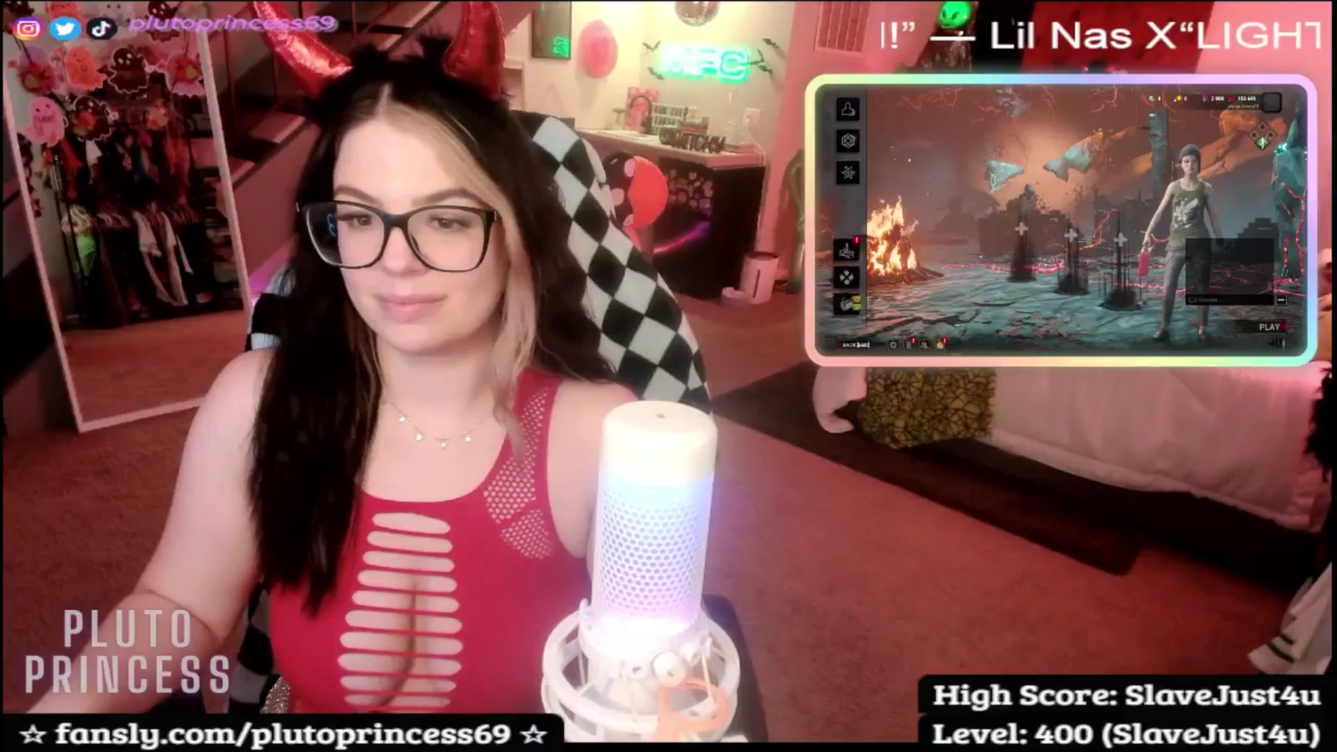Gallery image thumbnail from PlutoPrincess's myfreecams stream on, 10/16/2025, 06:42 image 13 of 20