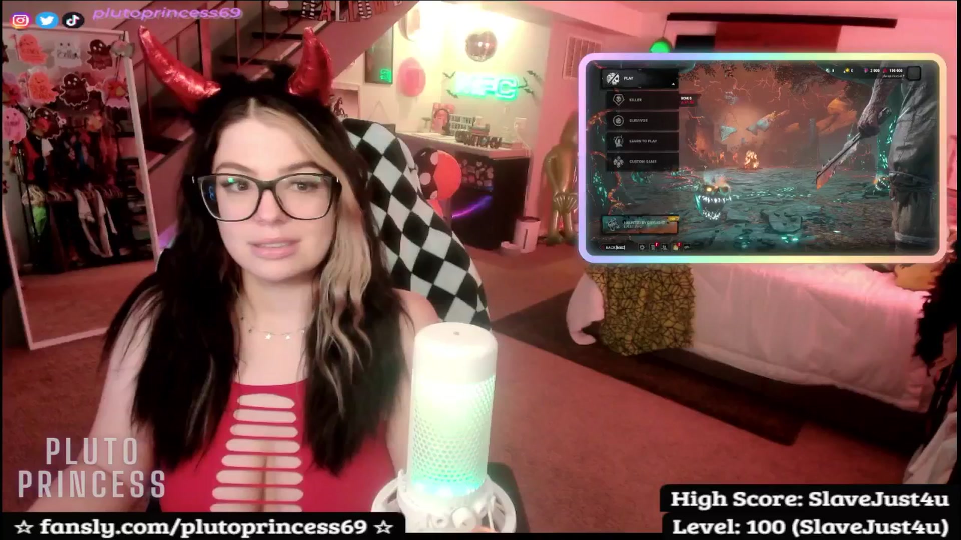 Gallery image thumbnail from PlutoPrincess's myfreecams stream on, 10/16/2025, 06:42 image 4 of 20