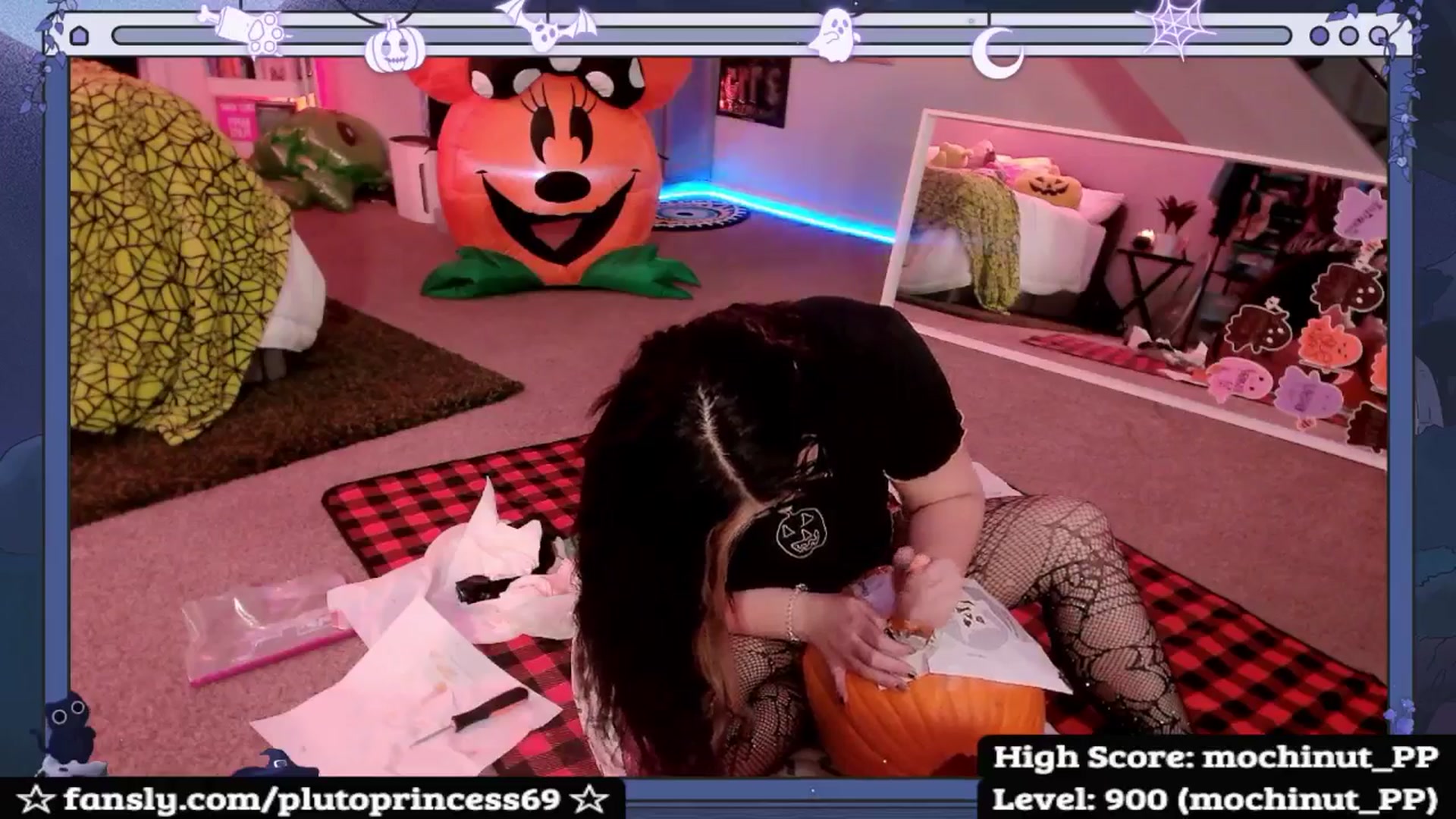Gallery image thumbnail from PlutoPrincess's myfreecams stream on, 10/18/2025, 09:36 image 15 of 20