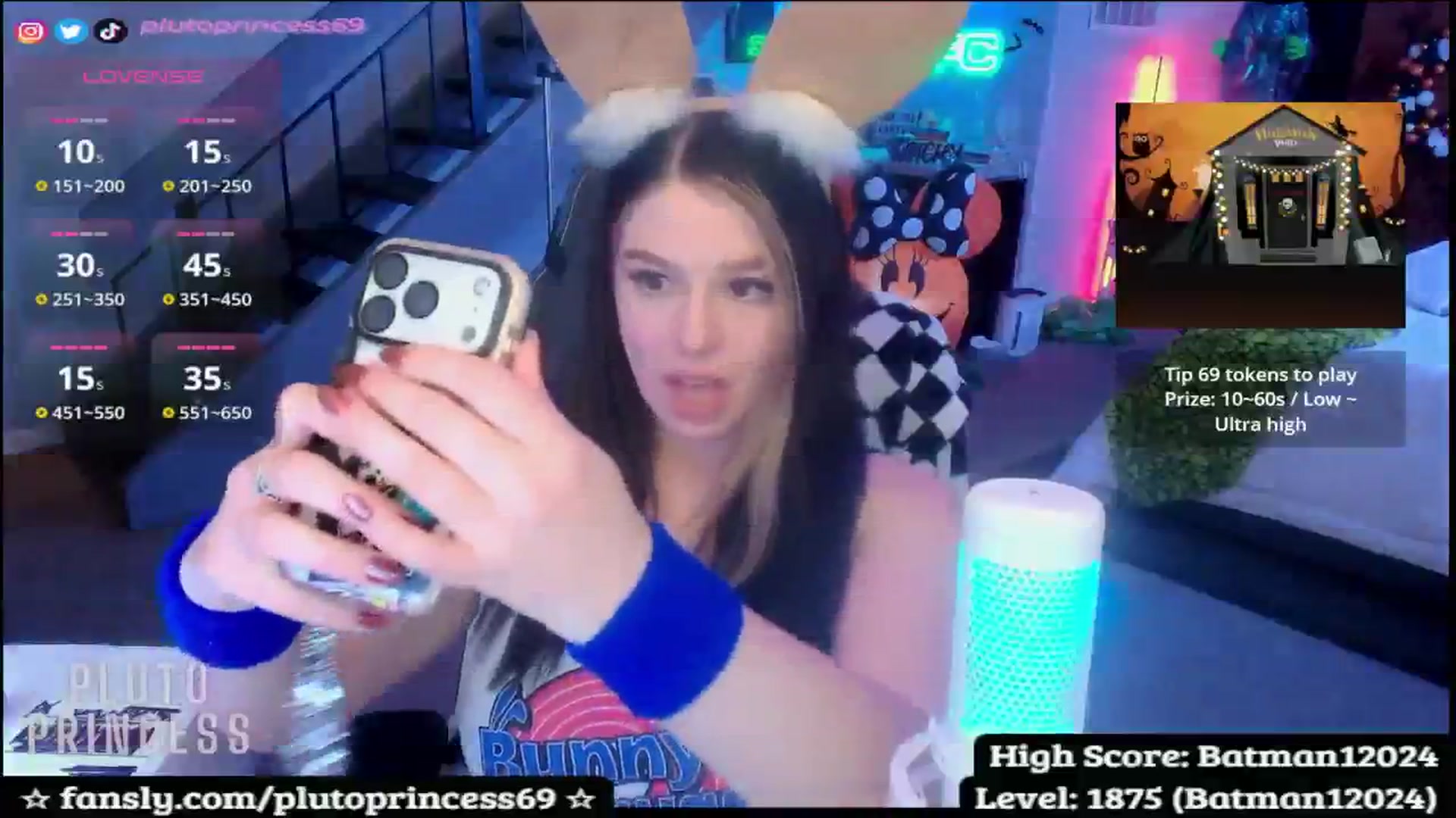 Gallery image thumbnail from PlutoPrincess's myfreecams stream on, 10/26/2025, 07:02 image 2 of 20
