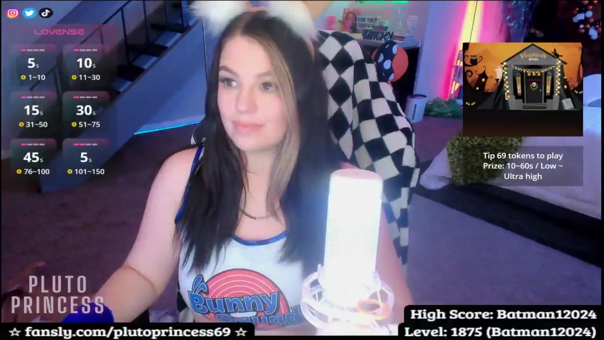 Gallery image thumbnail from PlutoPrincess's myfreecams stream on, 10/26/2025, 07:02 image 9 of 20