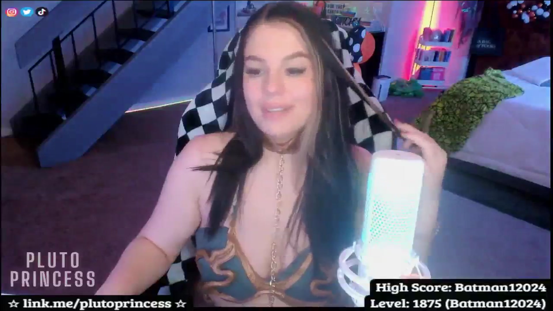 Gallery image thumbnail from PlutoPrincess's myfreecams stream on, 10/26/2025, 07:02 image 20 of 20