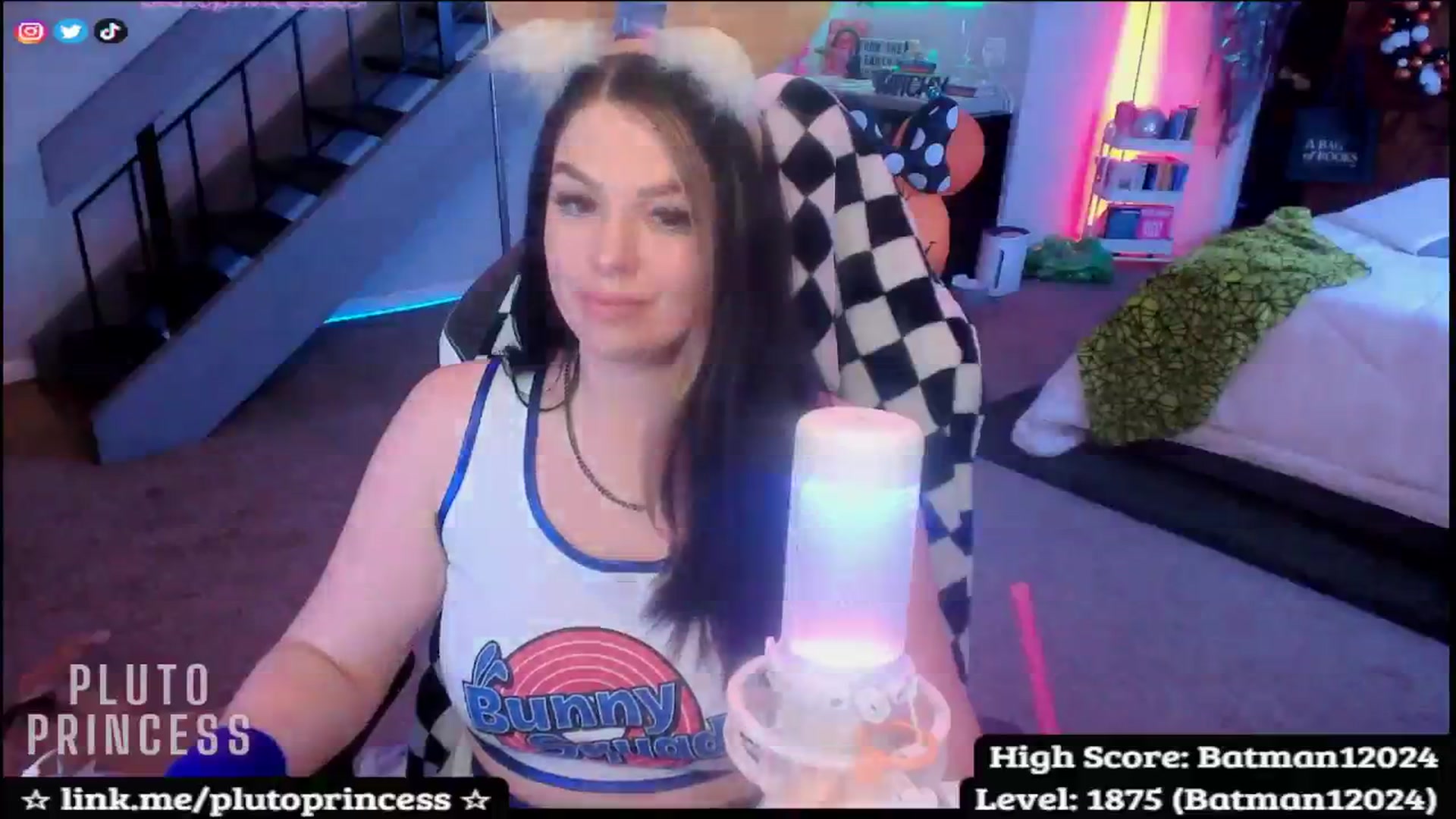 Gallery image thumbnail from PlutoPrincess's myfreecams stream on, 10/26/2025, 07:02 image 14 of 20