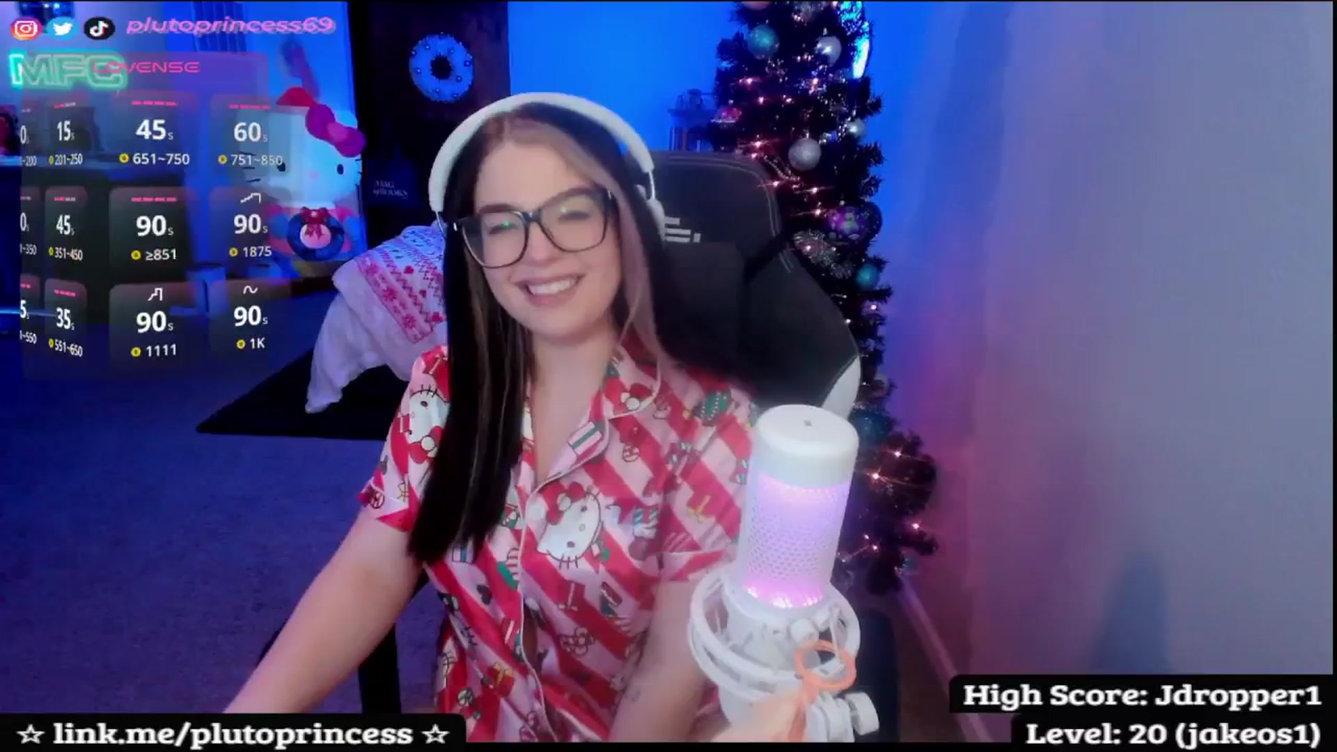 Gallery image thumbnail from PlutoPrincess's myfreecams stream on, 12/16/2025, 09:02 image 10 of 20