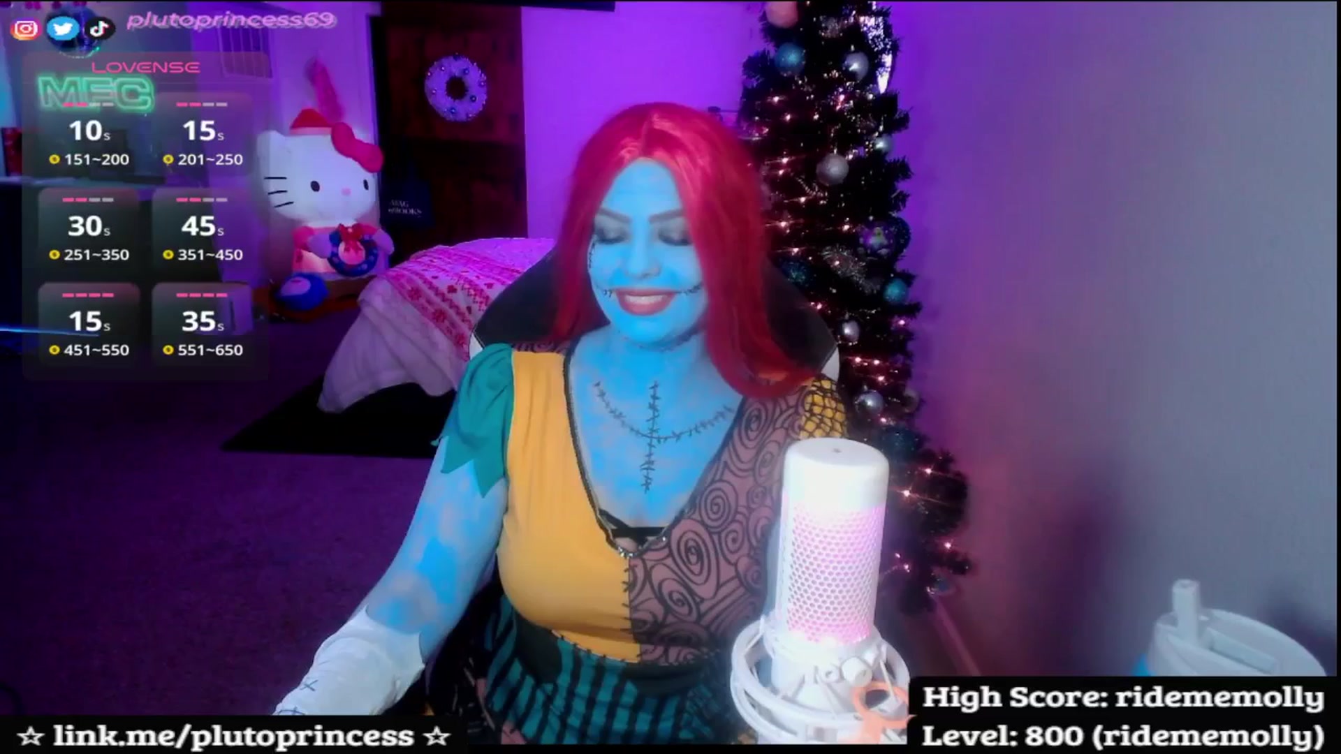 Gallery image thumbnail from PlutoPrincess's myfreecams stream on, 12/21/2025, 10:28 image 8 of 20