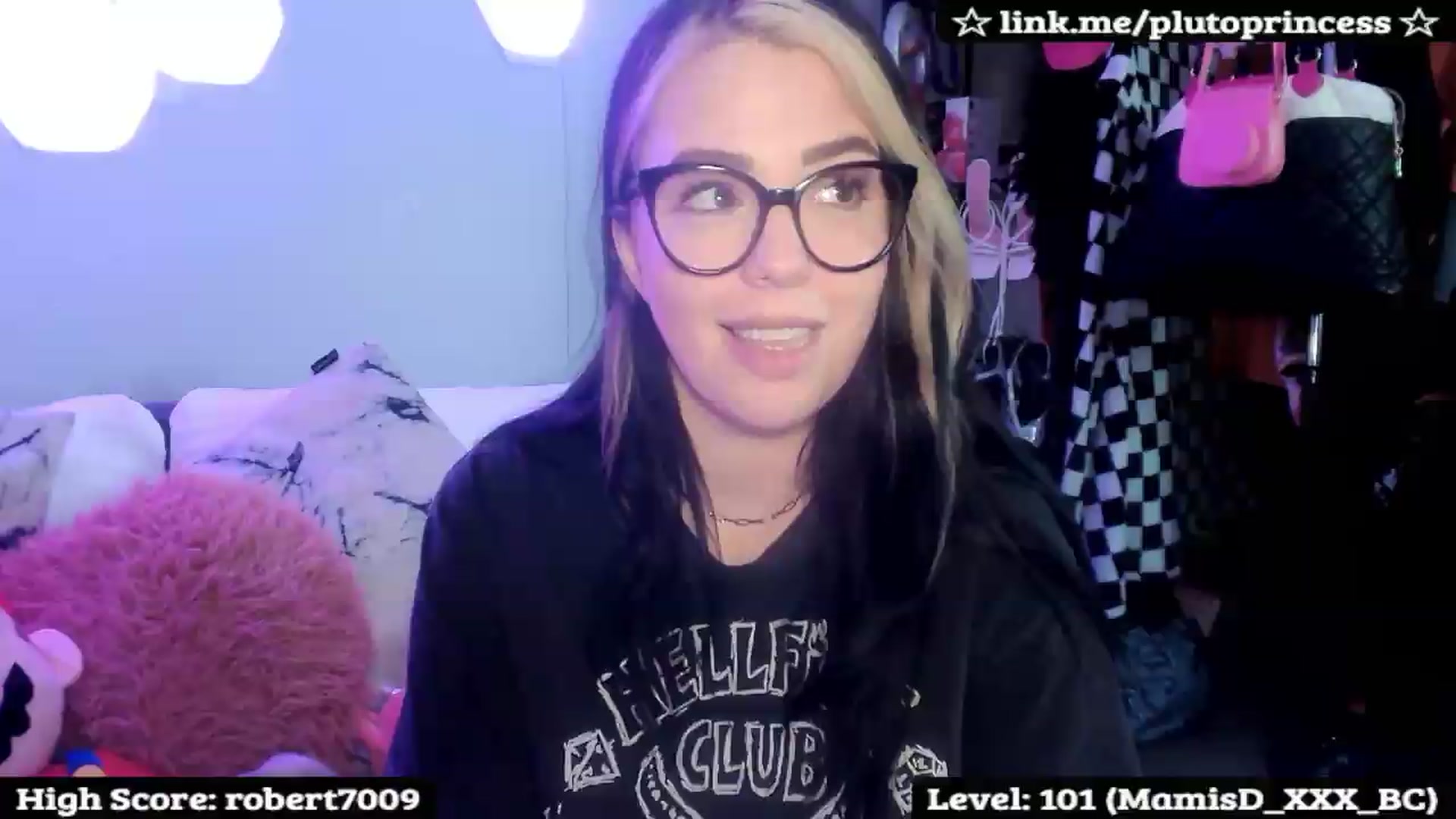 Gallery image thumbnail from PlutoPrincess's myfreecams stream on, 06/11/2026, 08:45 image 12 of 20
