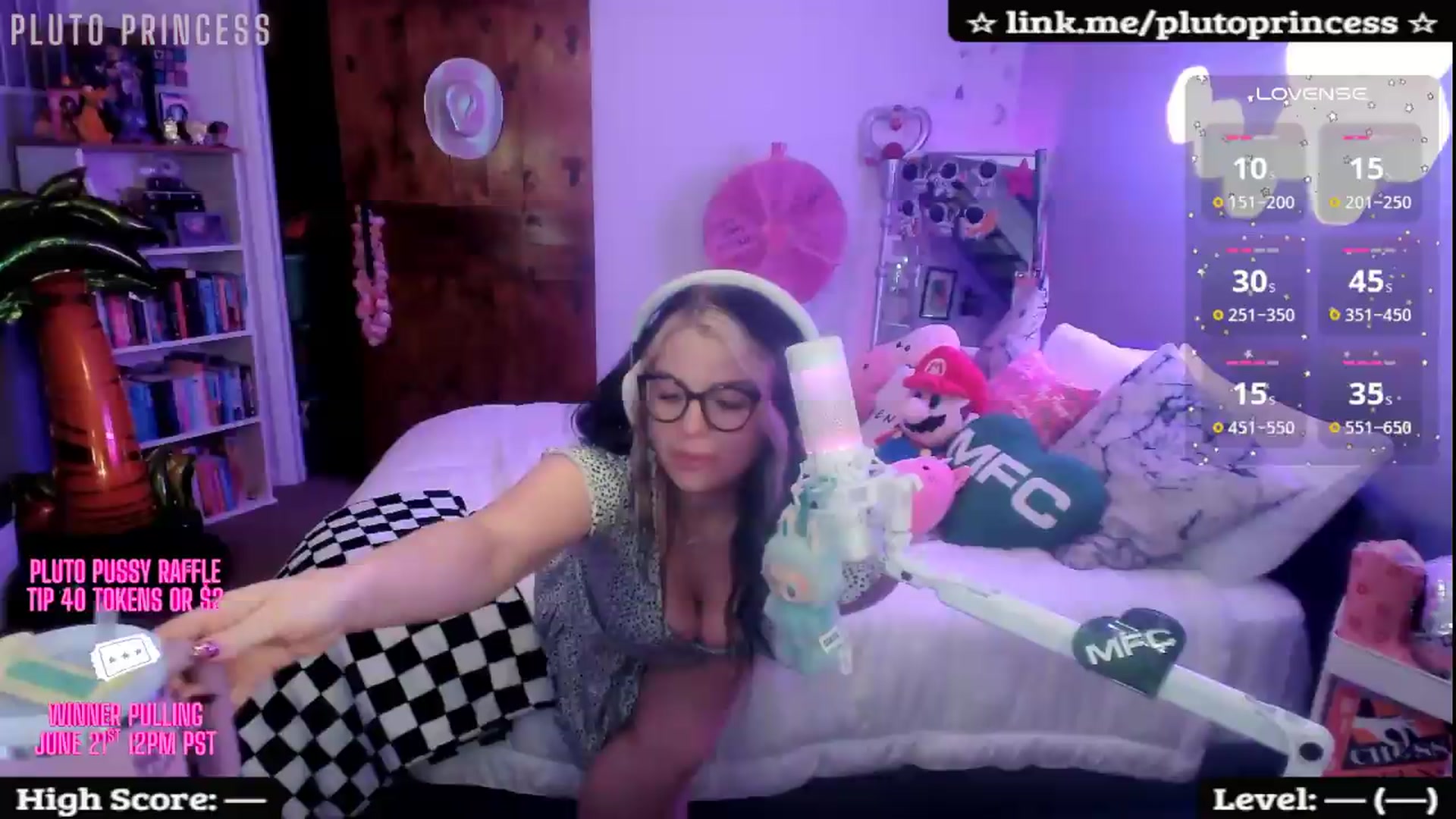 Gallery image thumbnail from PlutoPrincess's myfreecams stream on, 06/19/2026, 09:42 image 5 of 20