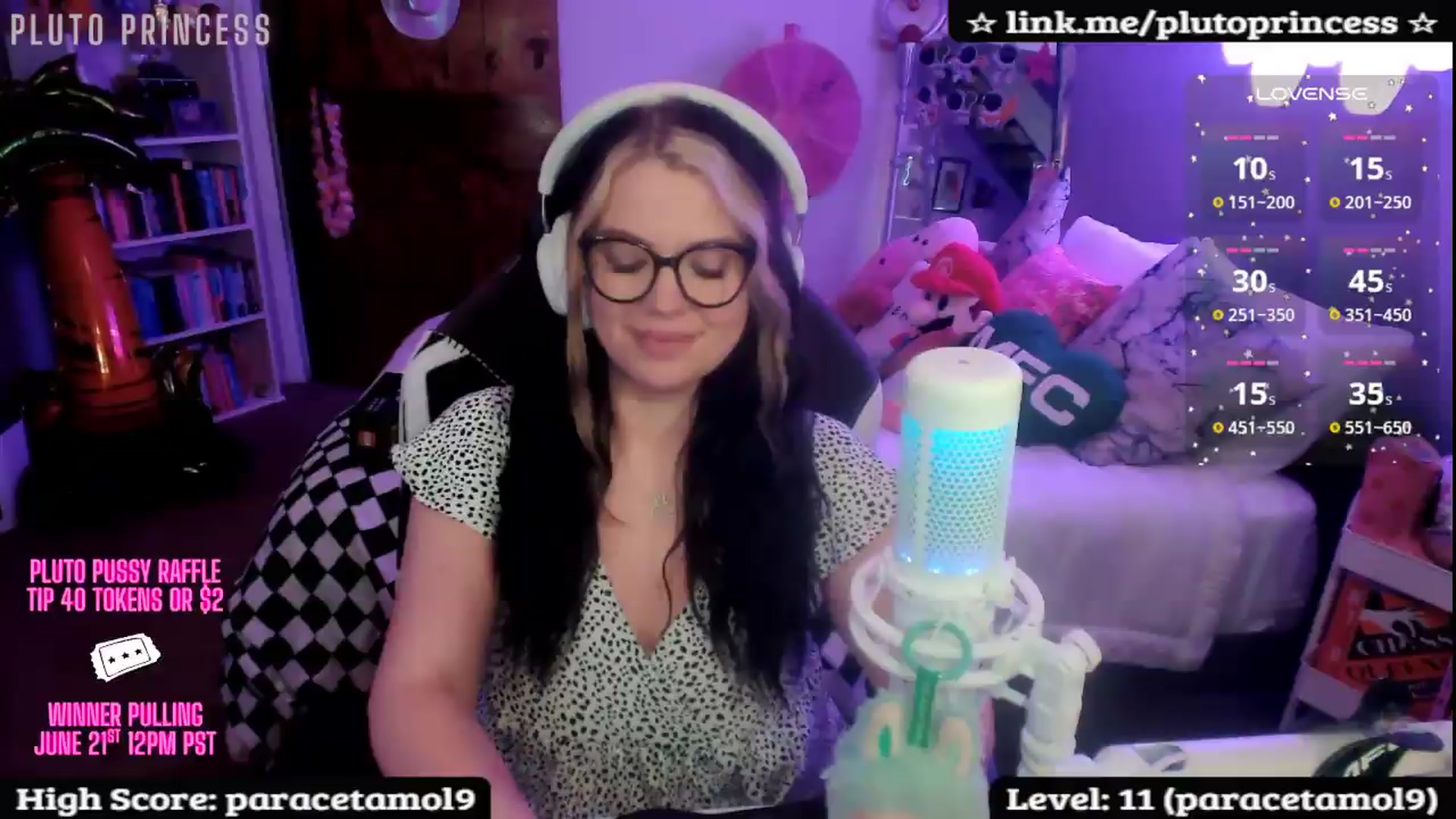 Gallery image thumbnail from PlutoPrincess's myfreecams stream on, 06/19/2026, 09:42 image 16 of 20