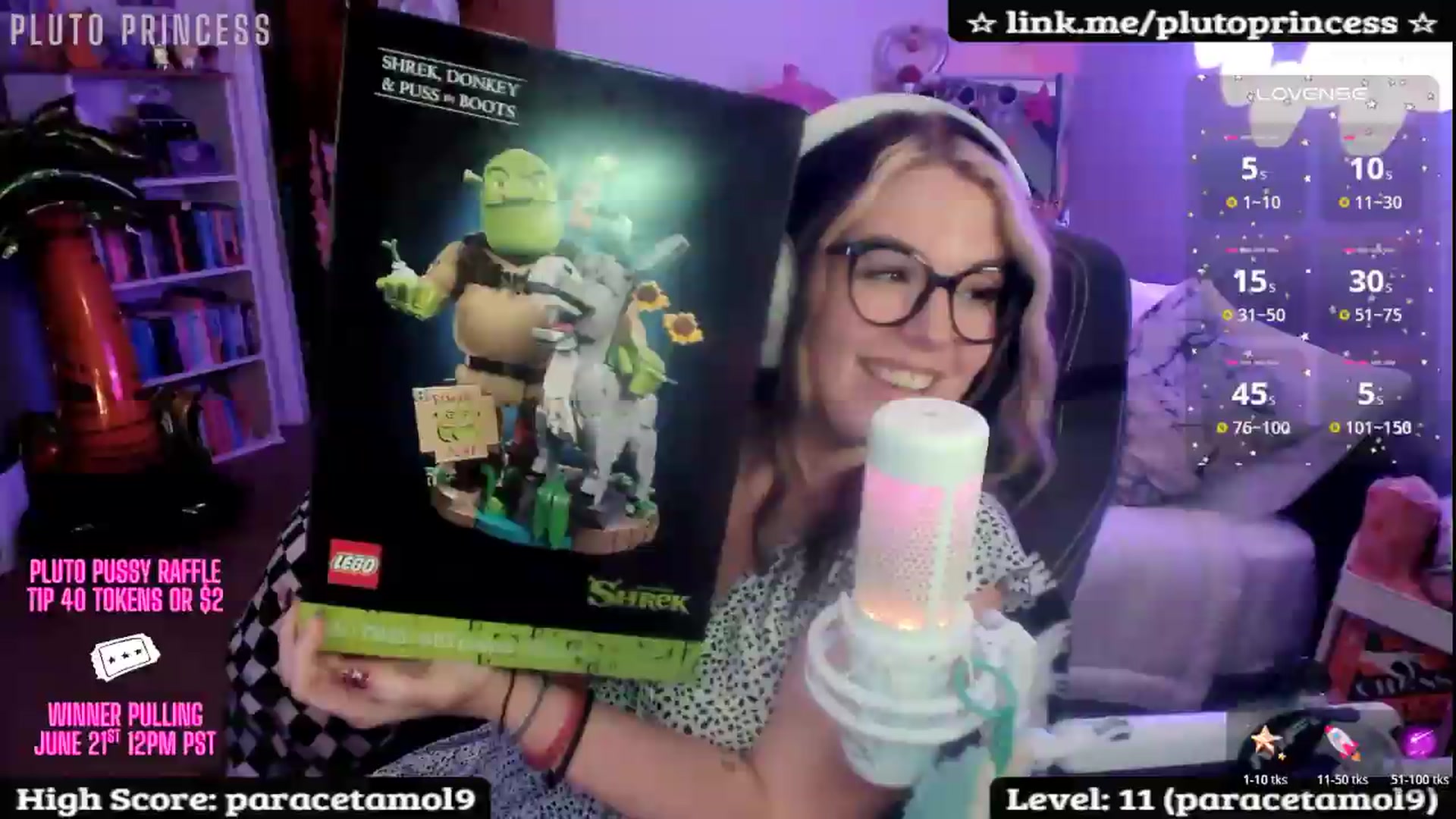 Gallery image thumbnail from PlutoPrincess's myfreecams stream on, 06/19/2026, 09:42 image 14 of 20