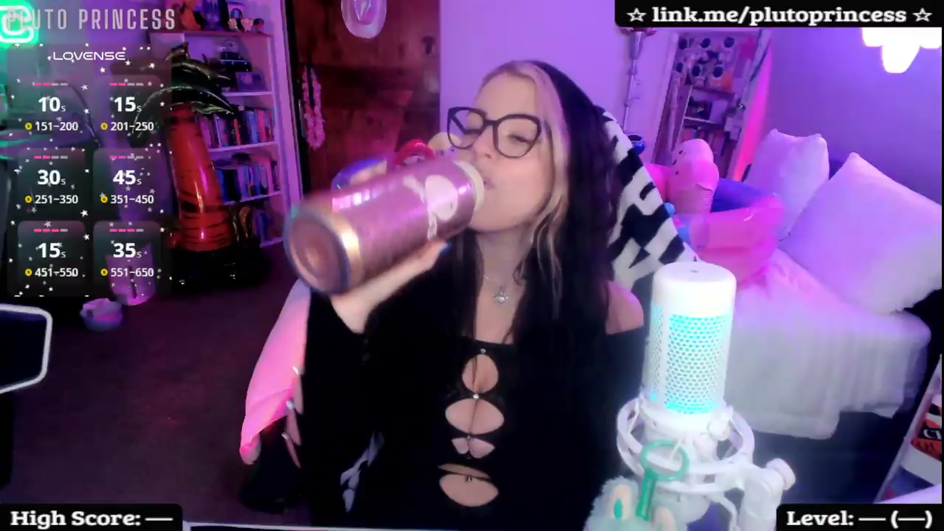 Gallery image thumbnail from PlutoPrincess's myfreecams stream on, 07/17/2026, 09:09 image 4 of 20