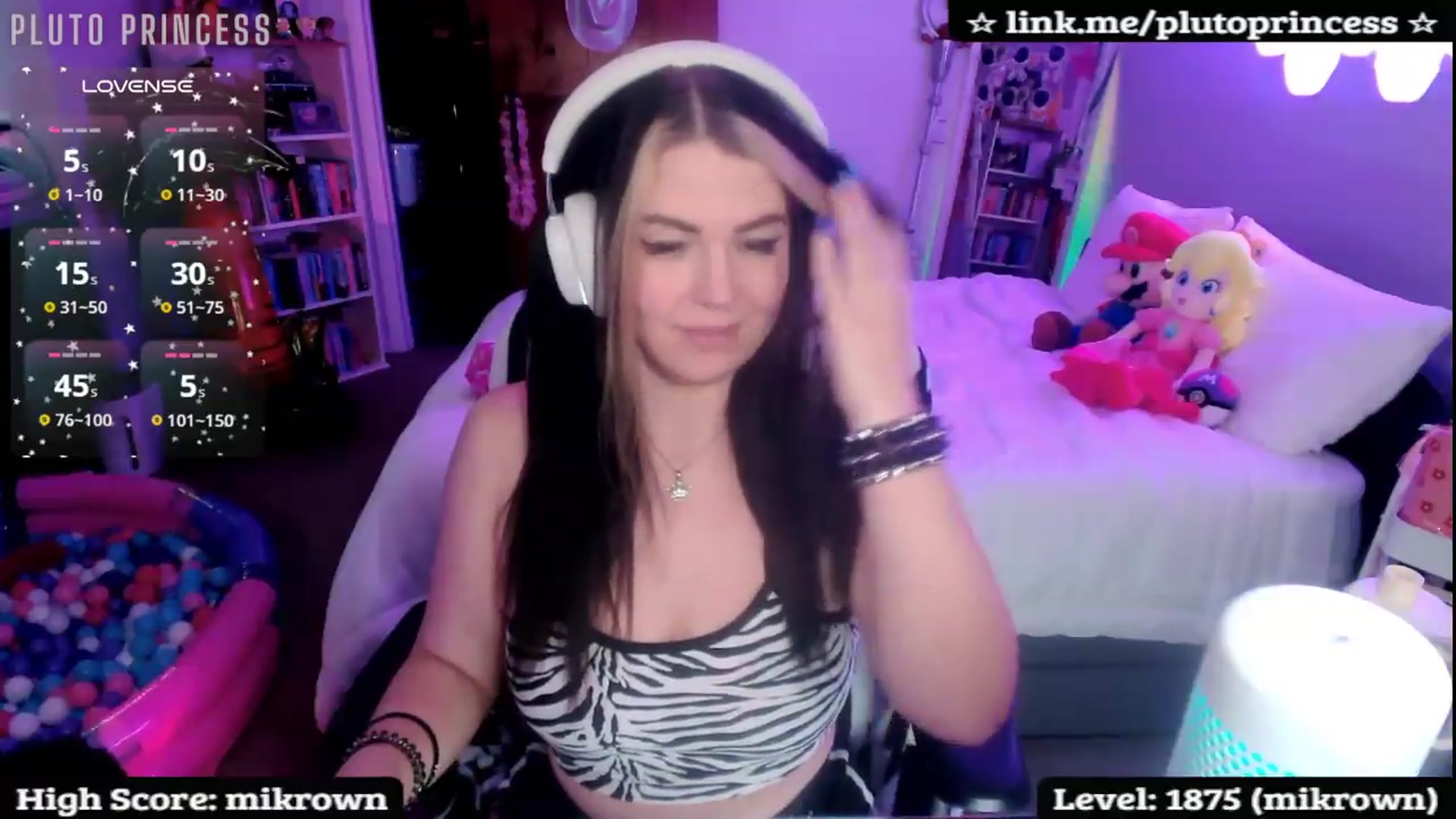 Gallery image thumbnail from PlutoPrincess's myfreecams stream on, 07/18/2026, 09:27 image 12 of 20