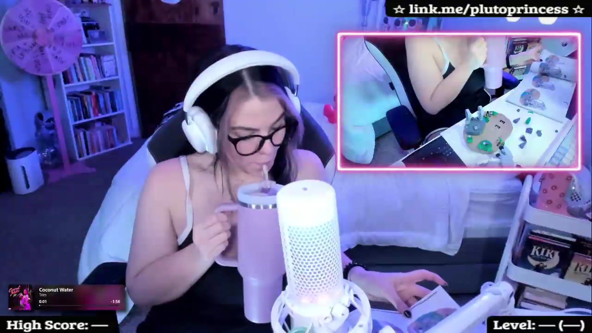 Gallery image thumbnail from PlutoPrincess's myfreecams stream on, 09/16/2026, 08:14 image 19 of 20