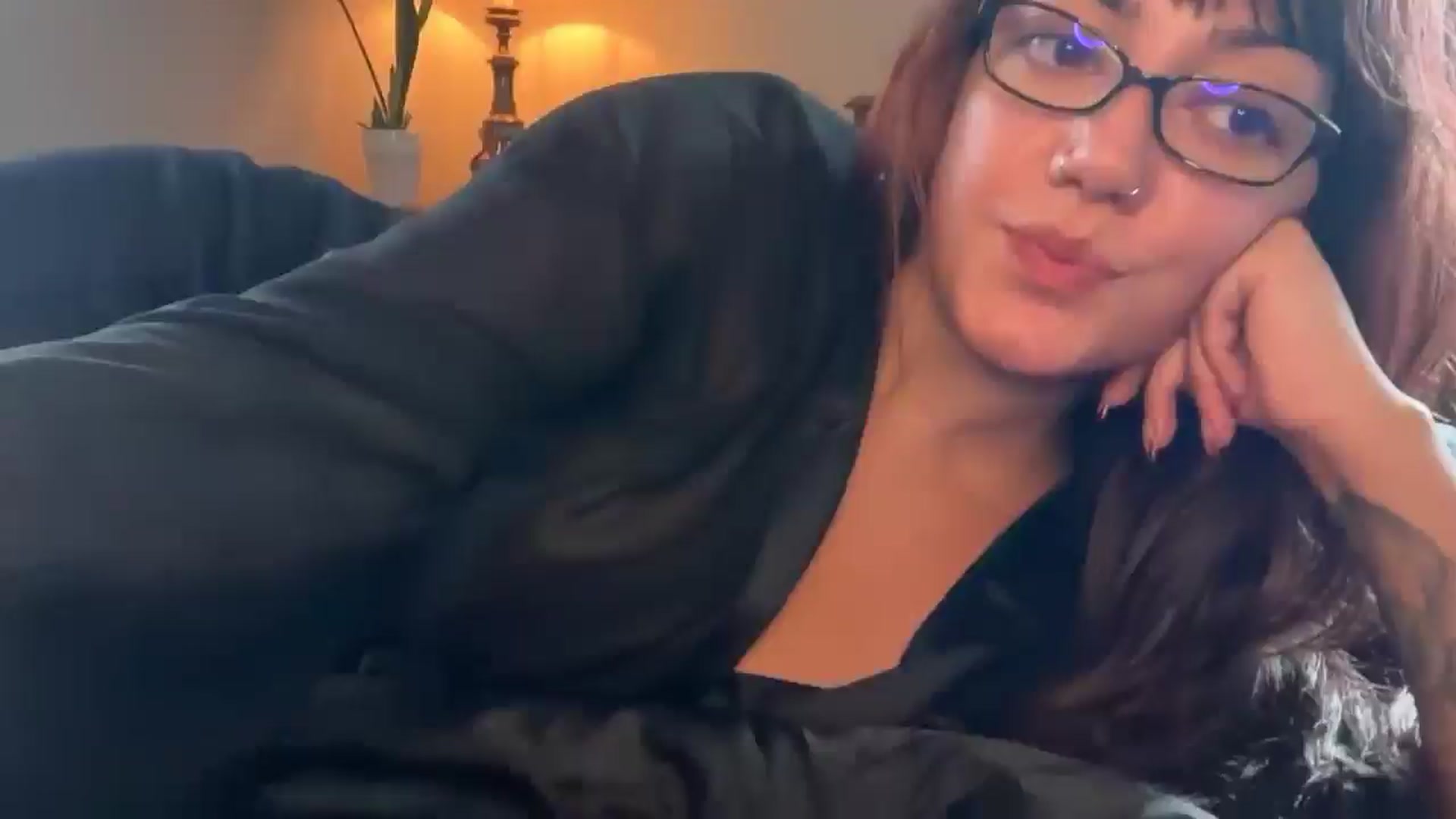 Gallery image thumbnail from PocketNikki's myfreecams stream on, 08/17/2025, 24:47 image 13 of 20