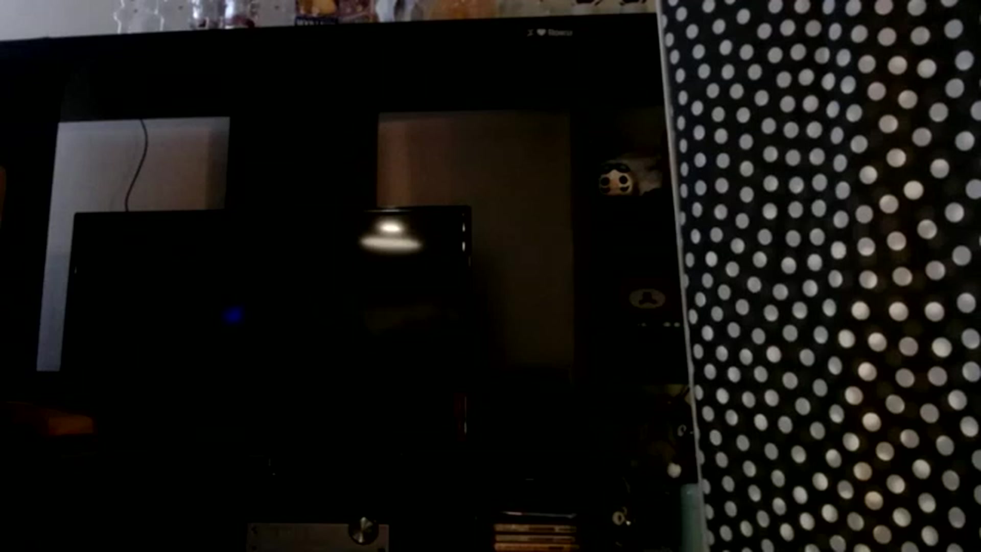 Gallery image thumbnail from PointeShoes_x's myfreecams stream on, 12/28/2022, 08:08 image 13 of 20